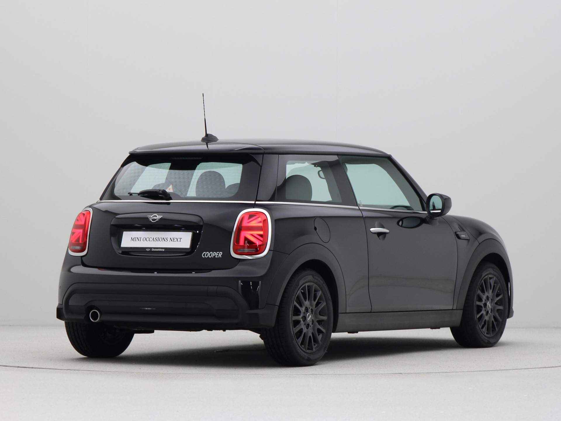 MINI 3-deurs Cooper Camden Edition Aut. - 10/22