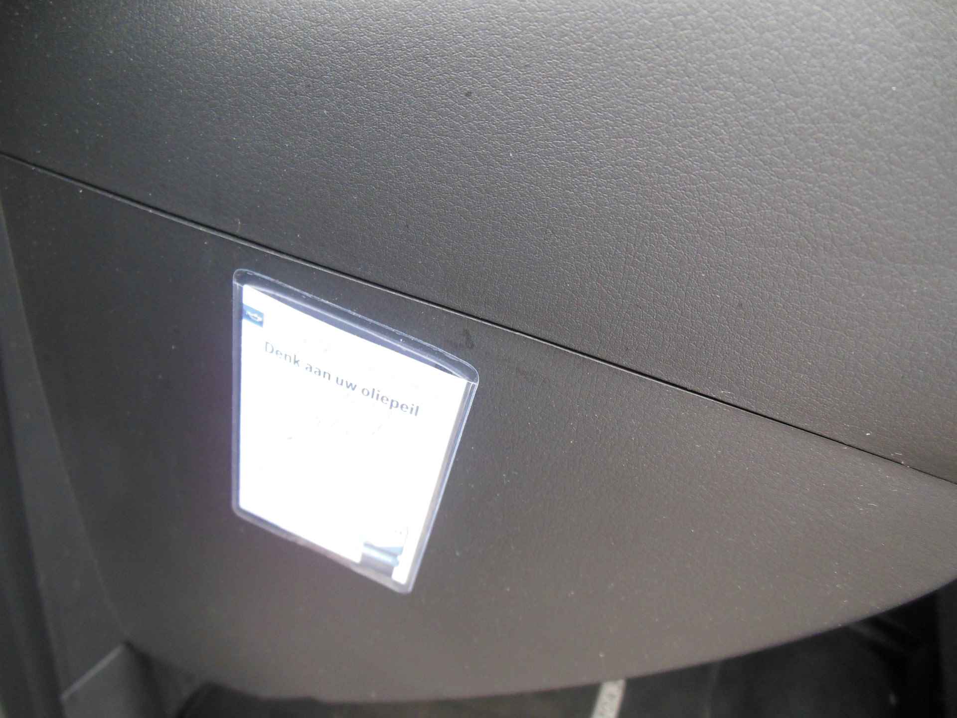 Mazda 3 2.0 SkyActiv-X 180 Luxury 12 maanden Bovag garantie leer  carplay android - 9/22