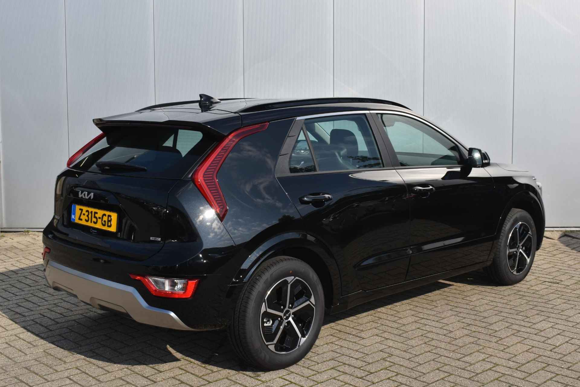 Kia Niro HEV 1.6 GDi Hybrid DynamicLine | Adaptieve Cruise Control | Navigatie | Parkeercamera | Climate control - 6/28