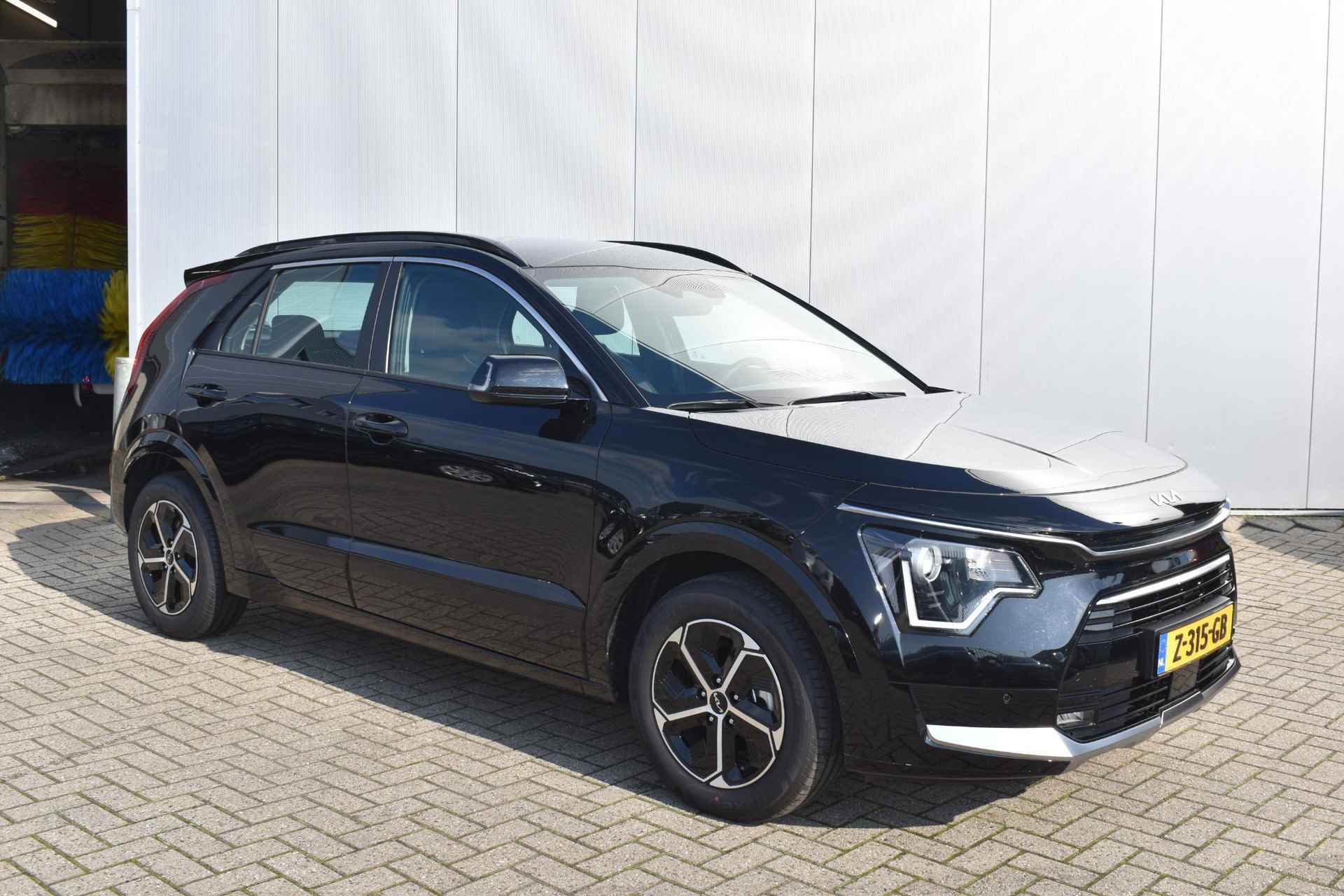 Kia Niro HEV 1.6 GDi Hybrid DynamicLine | Adaptieve Cruise Control | Navigatie | Parkeercamera | Climate control - 8/28