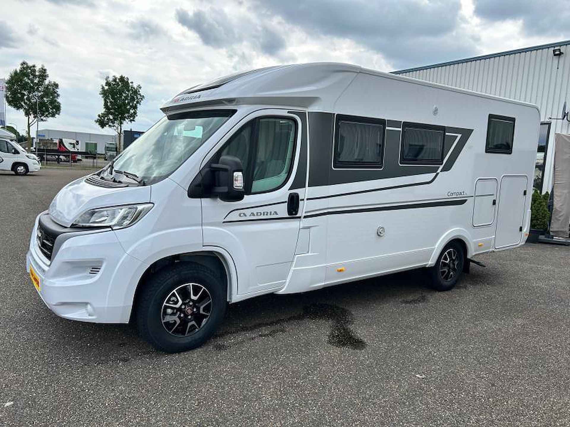 Adria Compact DL De beste prijs in Dreumel - 4/22