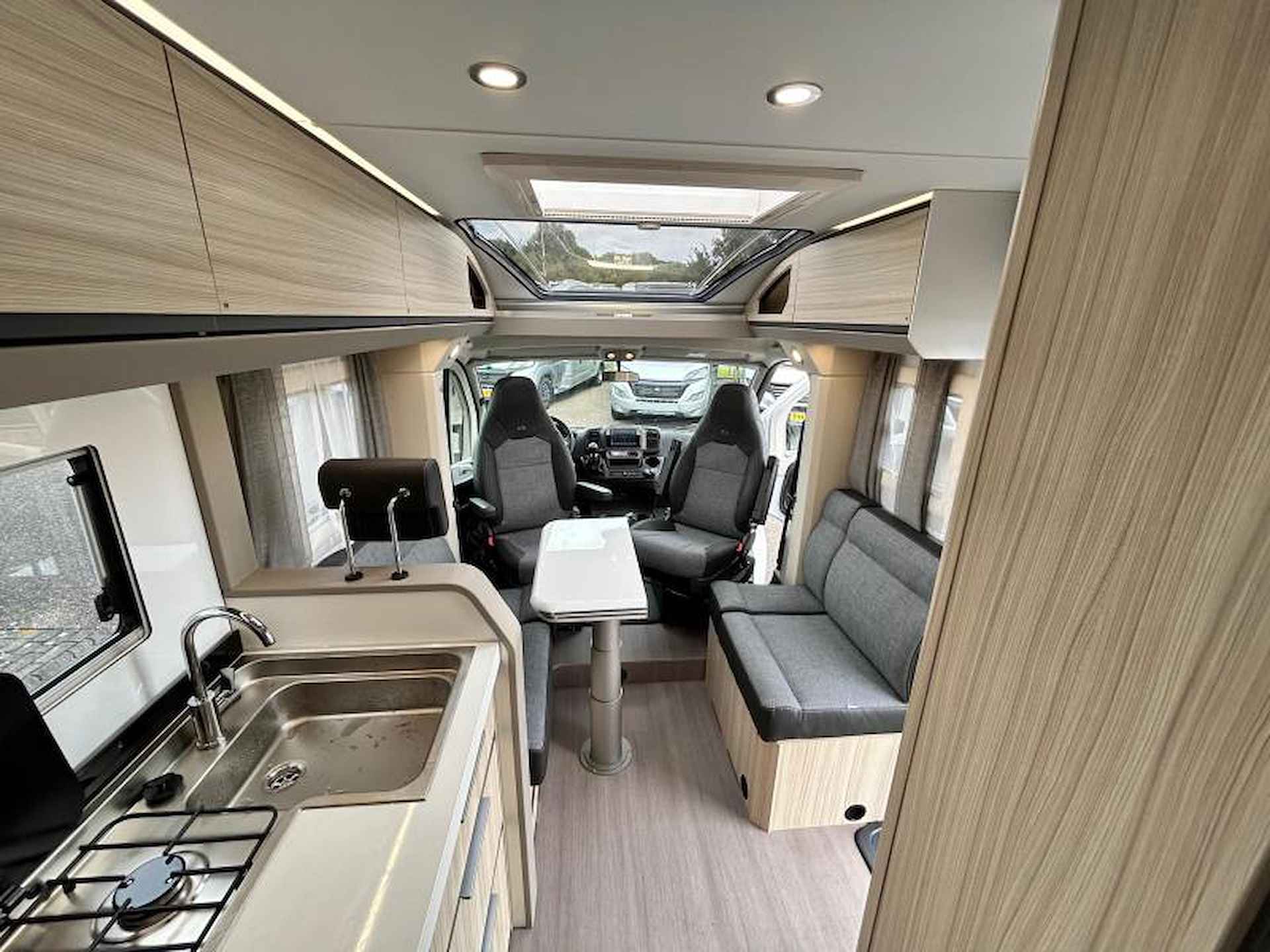 Adria Compact DL De beste prijs in Dreumel - 10/22