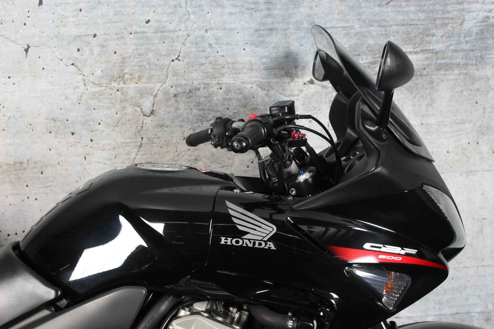 Honda CBF 600 S ABS - 4/16