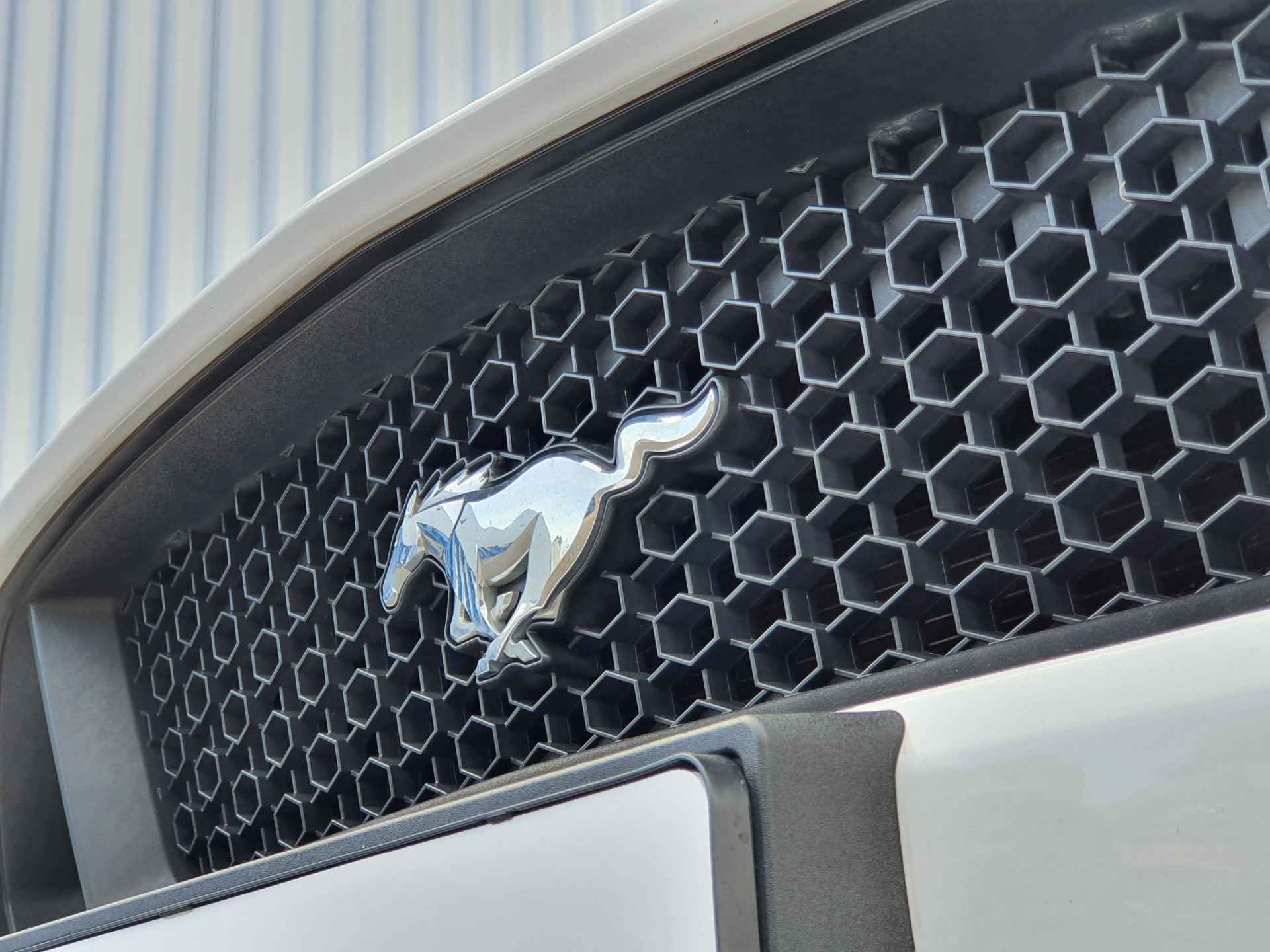 Ford Mustang Convertible 5.0 V8 GT | Compleet! | Dealeronderhouden | Uniek! | Alarmsysteem | Custom Pack - 6/48