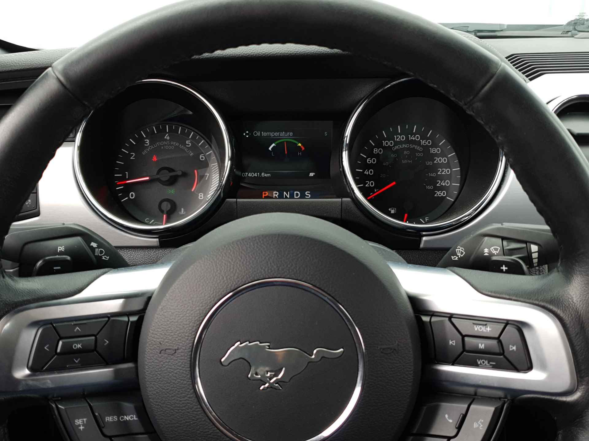 Ford Mustang Convertible 5.0 V8 GT | Compleet! | Dealeronderhouden | Uniek! | Alarmsysteem | Custom Pack - 16/48