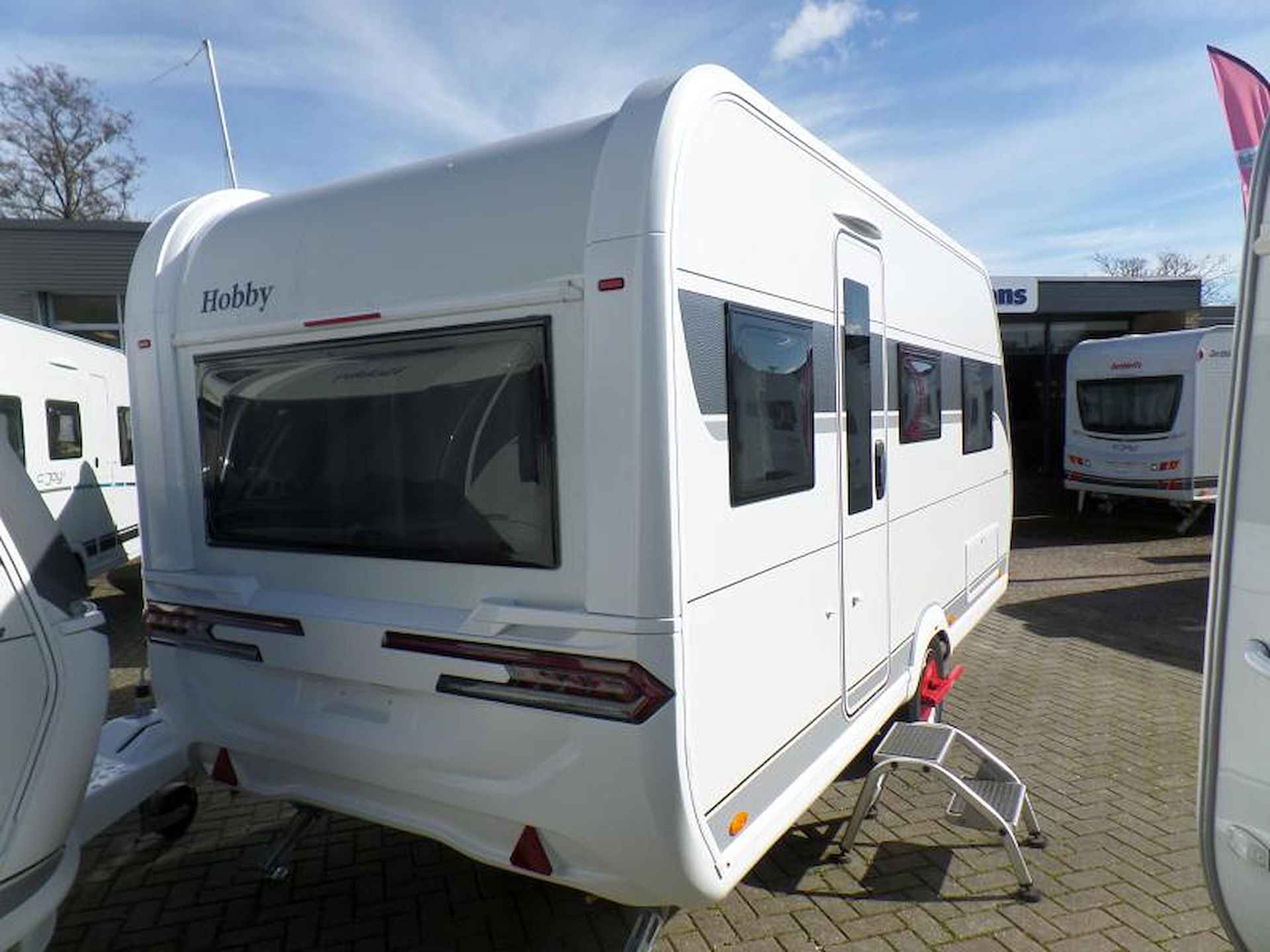 Hobby Ontour 460 DL 1500 kg as, enkele bedden - 3/11