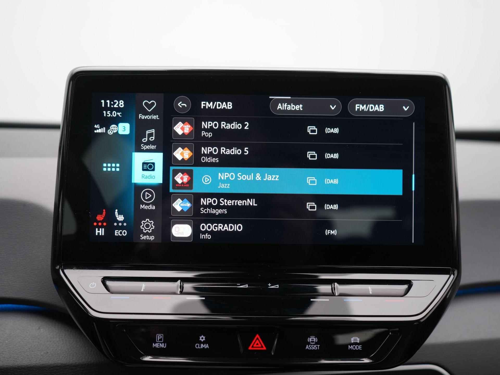 Volkswagen ID.3 First 58 kWh Navigatie - Pdc - Clima - Stoelverwarming - 20/50