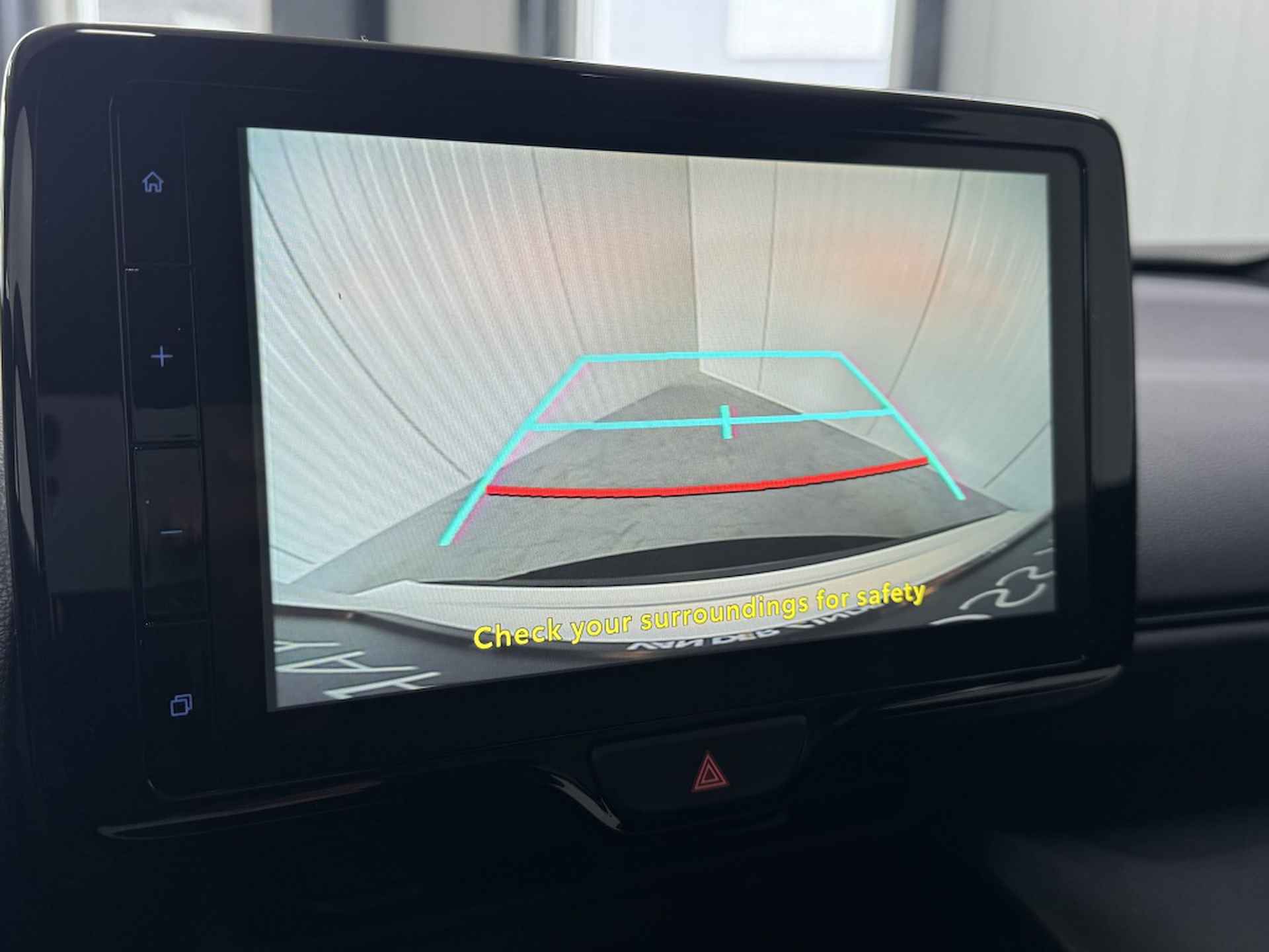 Toyota Yaris Cross 1.5 Hybrid Explore Automaat Demo Navi Cruise PDC Stoelverwarming - 17/29