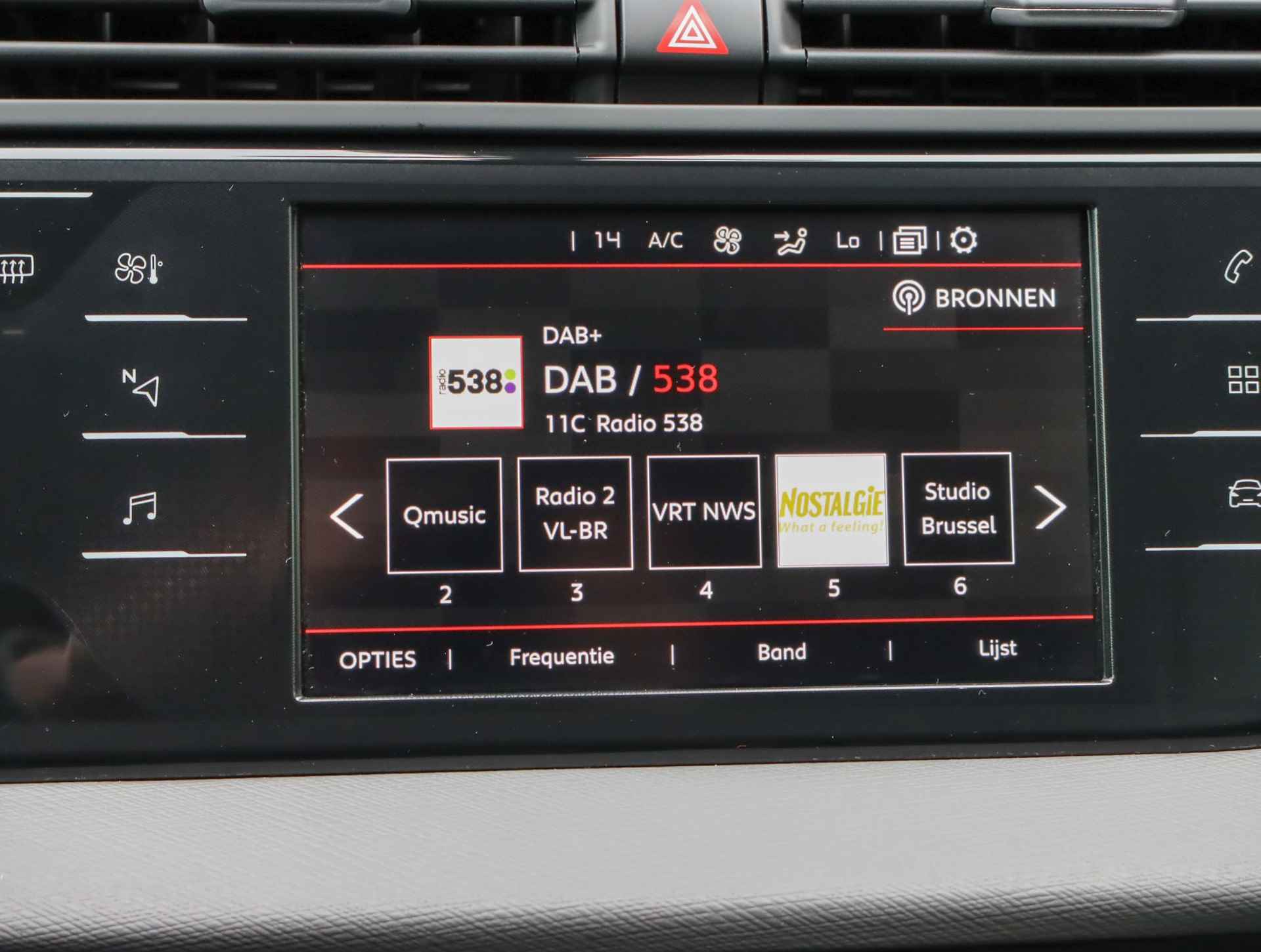 Citroen Grand C4 SpaceTourer 1.2 130 PK Feel Navigatie | Parkeersensoren | 7 Zits | DAB+ met Apple CarPlay - 38/48