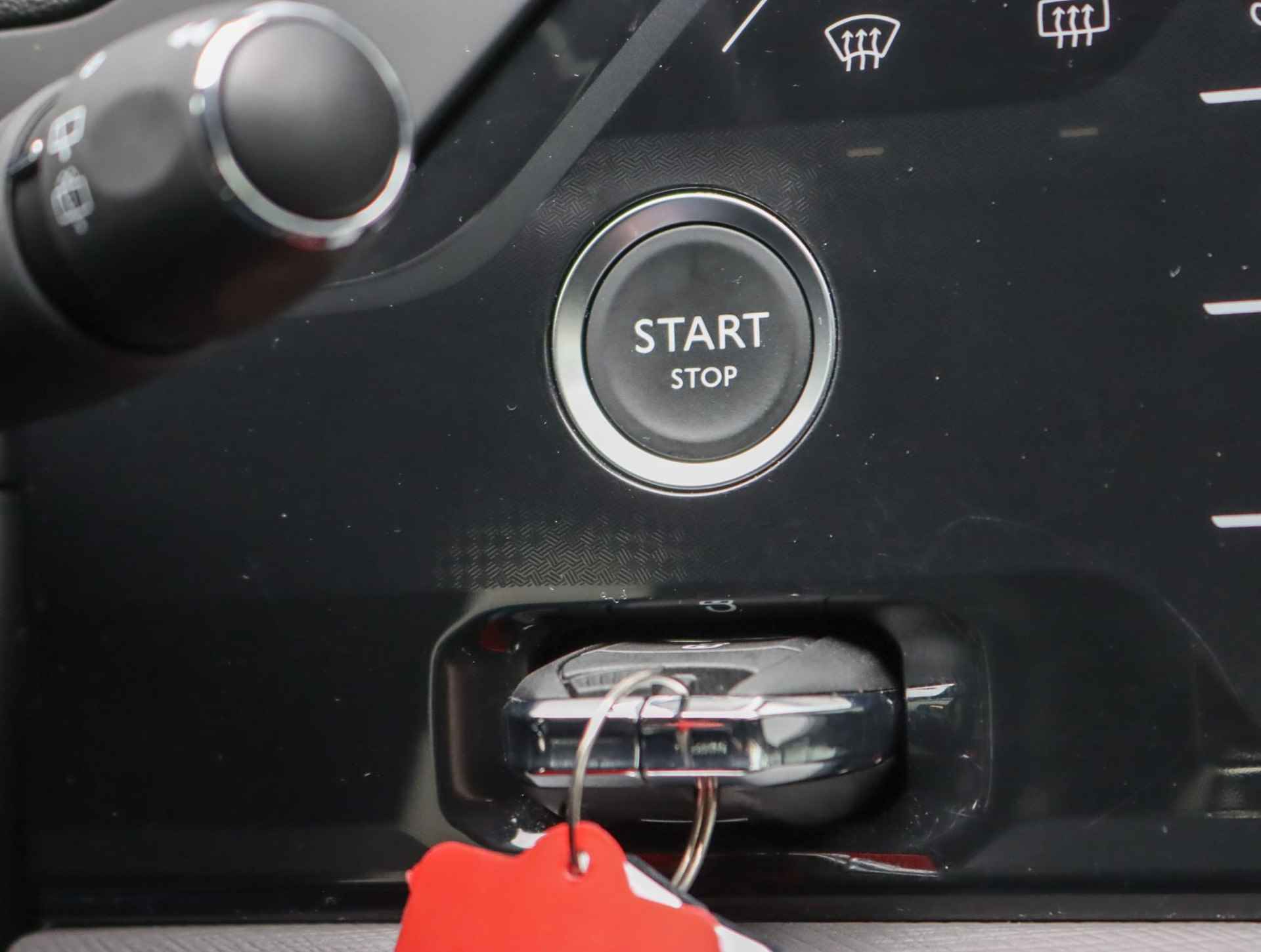 Citroen Grand C4 SpaceTourer 1.2 130 PK Feel Navigatie | Parkeersensoren | 7 Zits | DAB+ met Apple CarPlay - 41/48