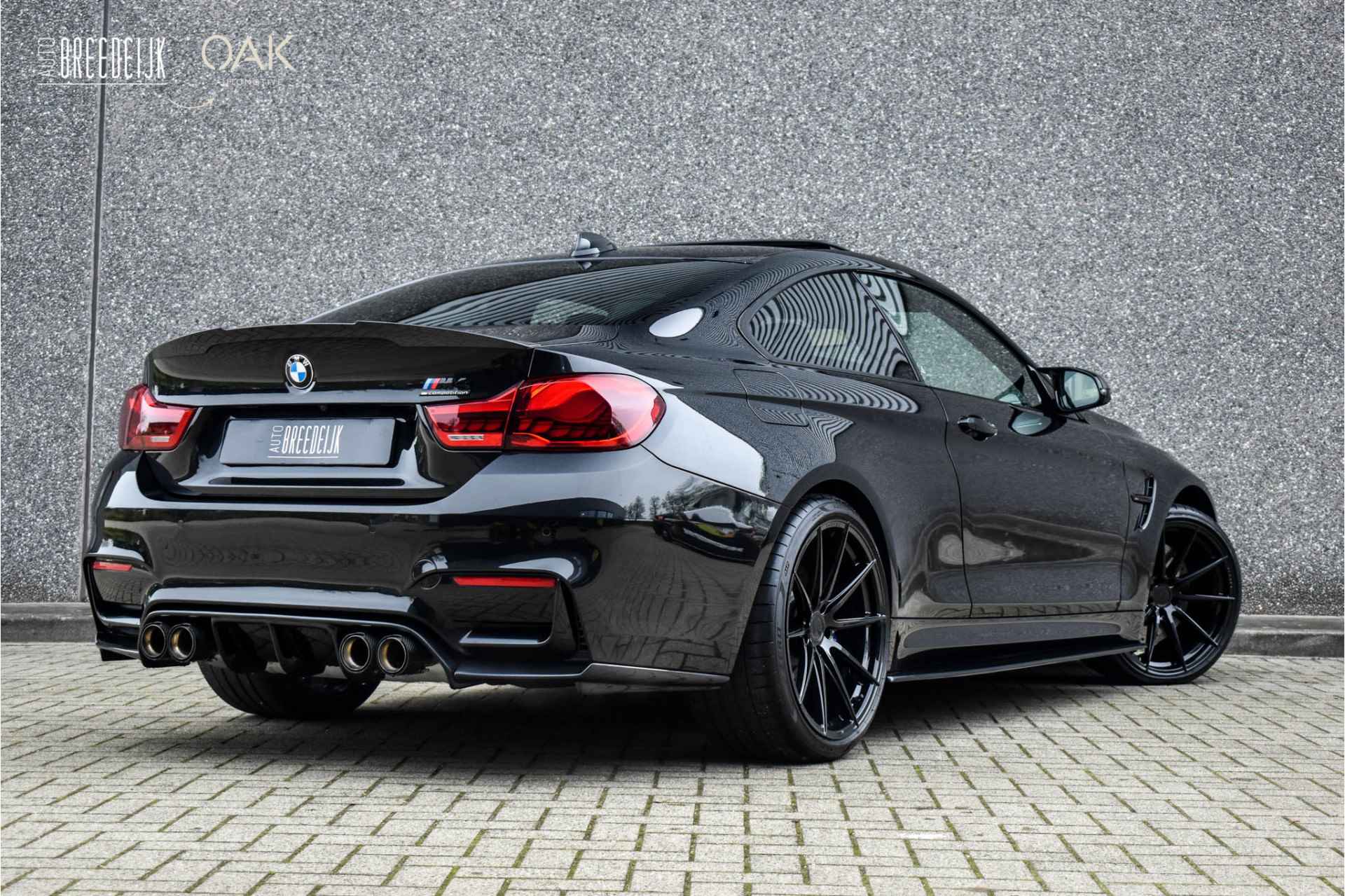 BMW 4 Serie Coupé M4 Competition | NaviProf | Schuifdak | 20" LM | Performance Uitlaat | LED | Camera | Sapphire Zwart - 2/24