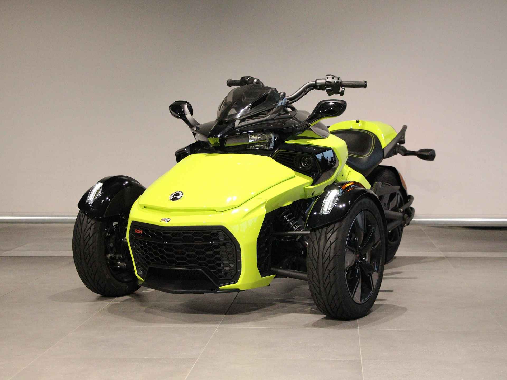 CAN-AM SPYDER F3-S SPECIAL SERIES BTW MOTOR - 4/12