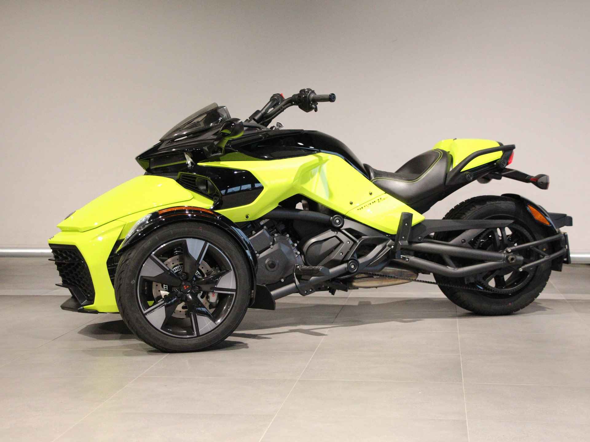 CAN-AM SPYDER F3-S SPECIAL SERIES BTW MOTOR - 5/12