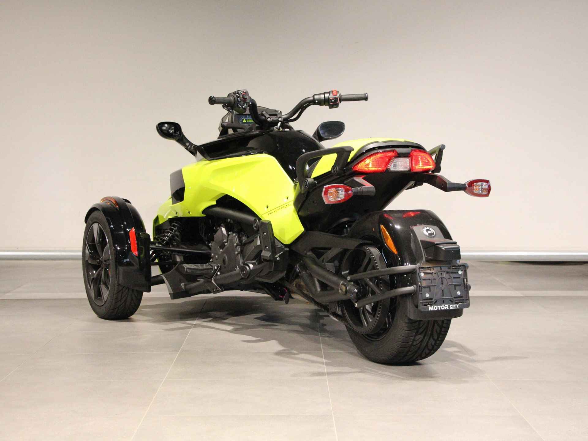 CAN-AM SPYDER F3-S SPECIAL SERIES BTW MOTOR - 7/12
