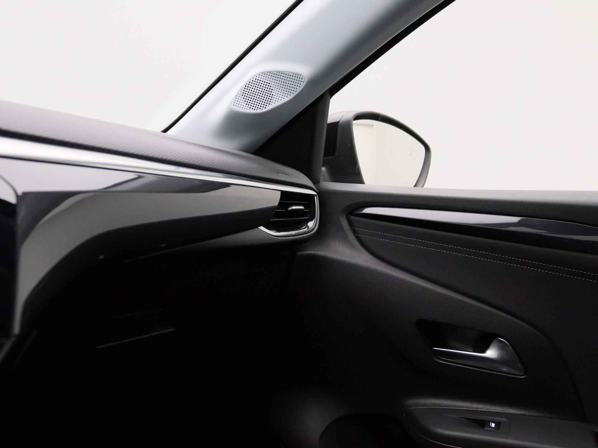 Opel Corsa-e Elegance 50 kWh | Navi | Carplay | ECC | Cam | PDC | LMV | Keyless | €2000,- SUBSIDIE! | - 24/32
