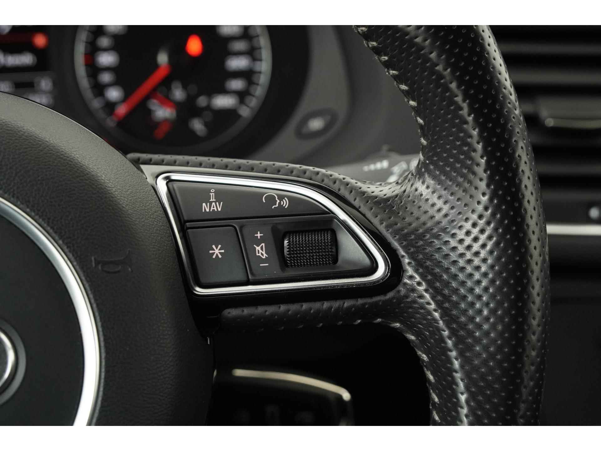 Audi Q3 2.0 TFSI Quattro Pro Line | Trekhaak | Navigatie | Zondag Open! - 10/45