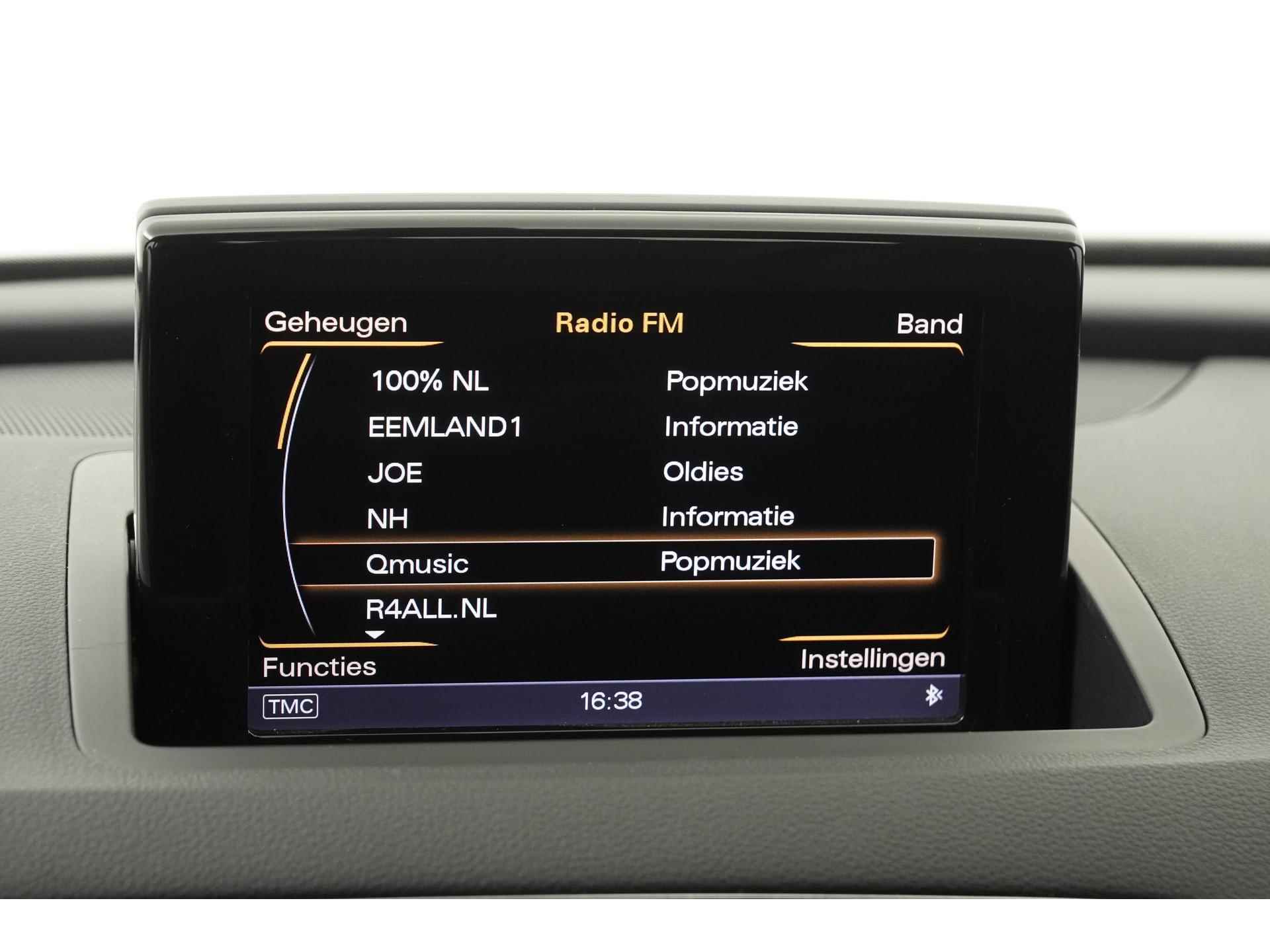Audi Q3 2.0 TFSI Quattro Pro Line | Trekhaak | Navigatie | Zondag Open! - 15/45