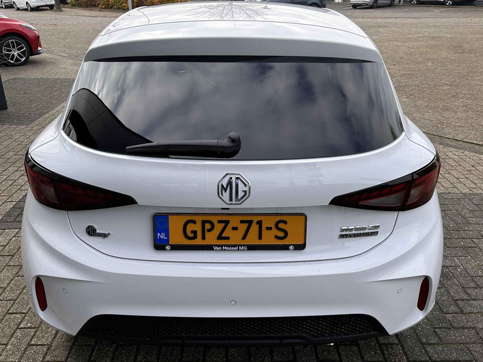 MG 3 1.5 Hybrid Luxury | Leder | Stoelverwarming | Stuurverwarming | Carplay | 360 Camera | Demo-voordeel! - 8/22