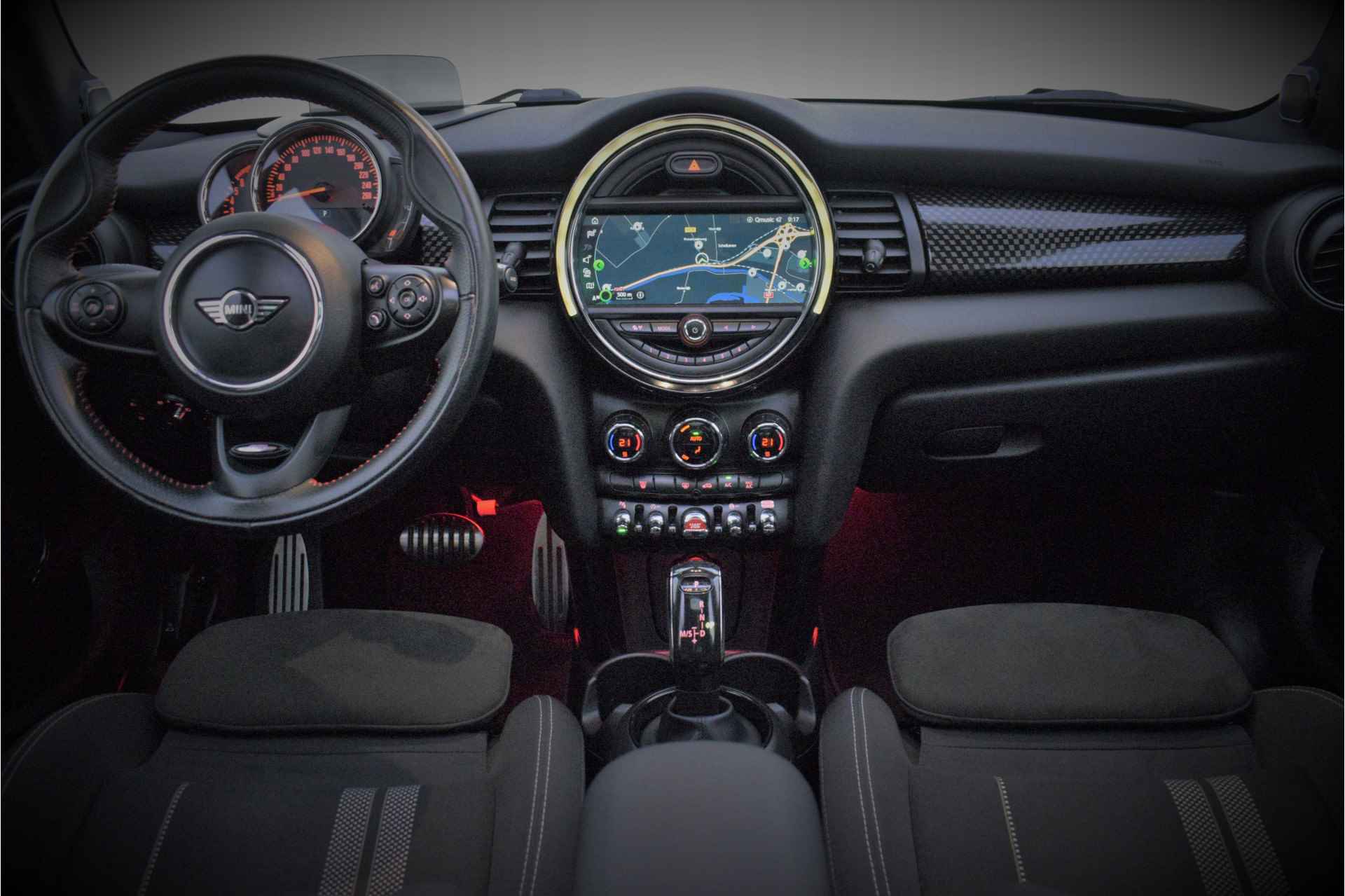 MINI Mini 2.0 Cooper S PANO/HARMAN KARDON/LED/HEAD UP/JCW PAKKET/NAVI/CARPLAY/LMV 18'' - 13/30