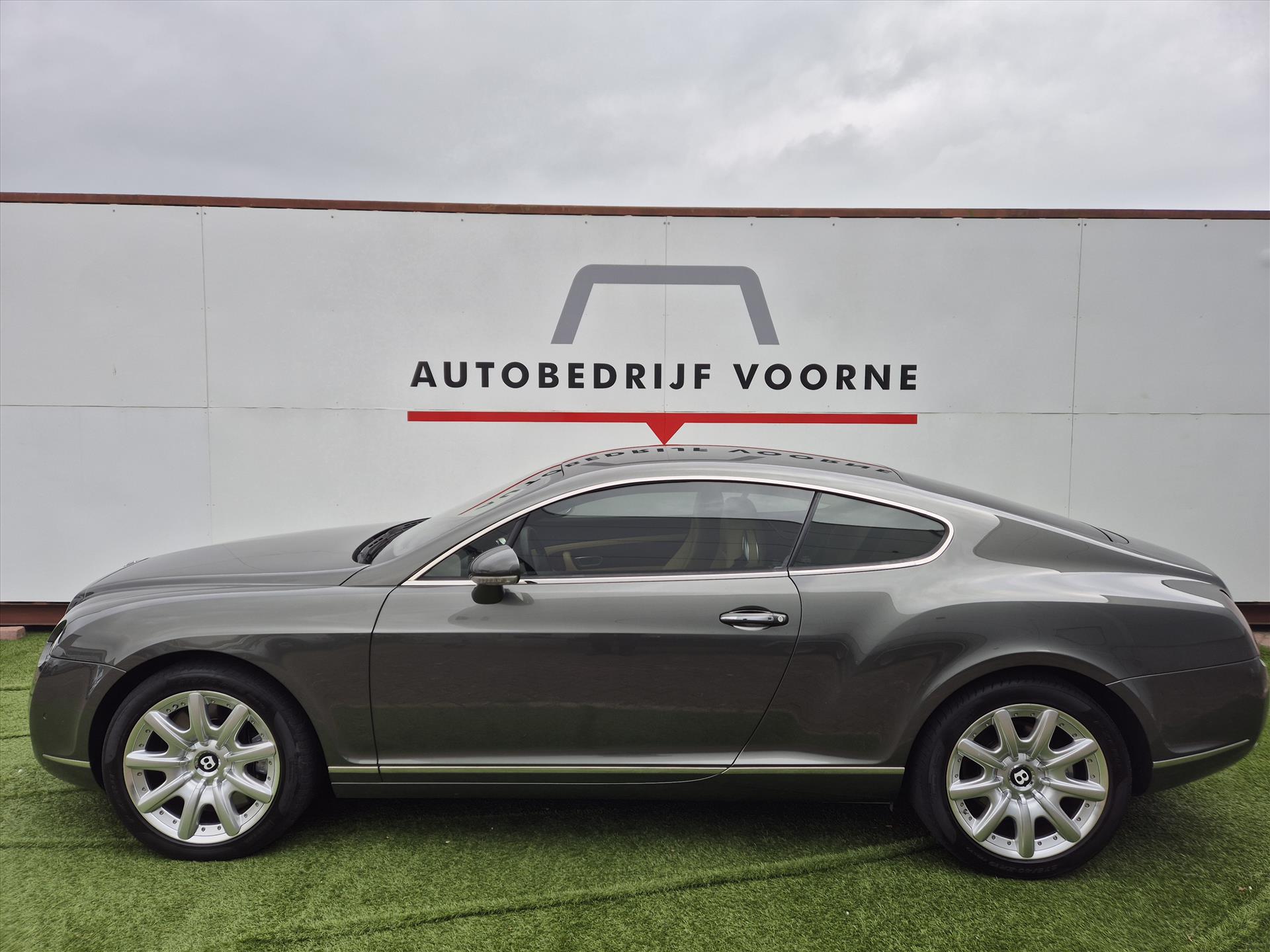 BENTLEY Continental GT 6.0 W12 560pk Aut.