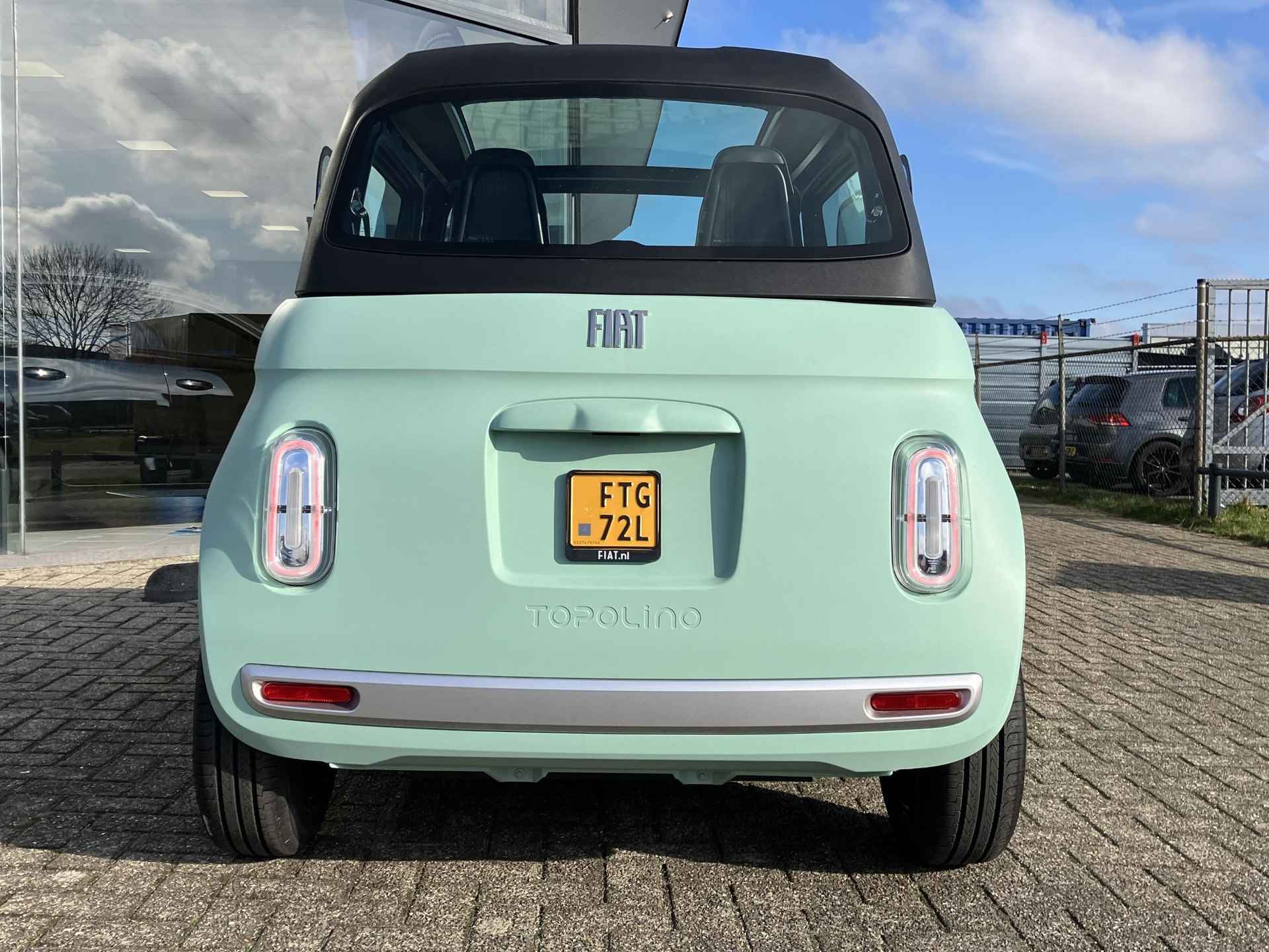 Fiat Topolino | Ervaar hem nu bij FIAT Haaima Heerenveen! | 75km actieradius | Verde Vita Color | Vanaf 16 jaar | Eye catcher! - 4/19