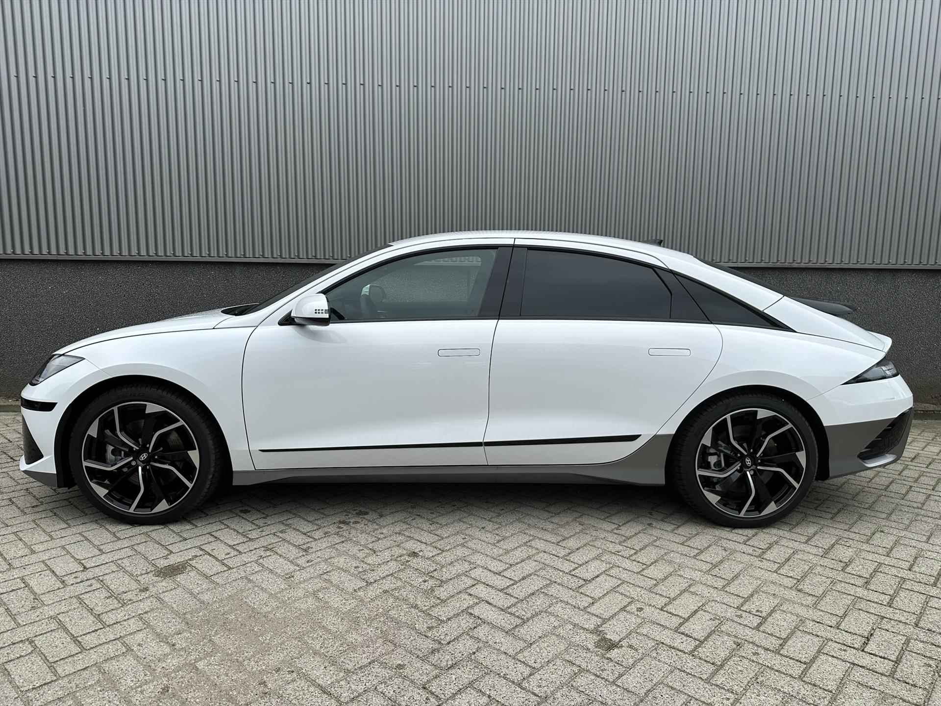 HYUNDAI Ioniq 6 77,4 kWh 229pk RWD Connect | Launch Pack | 800V ultrasnelladen | standaard rijk uitgerust! - 8/36