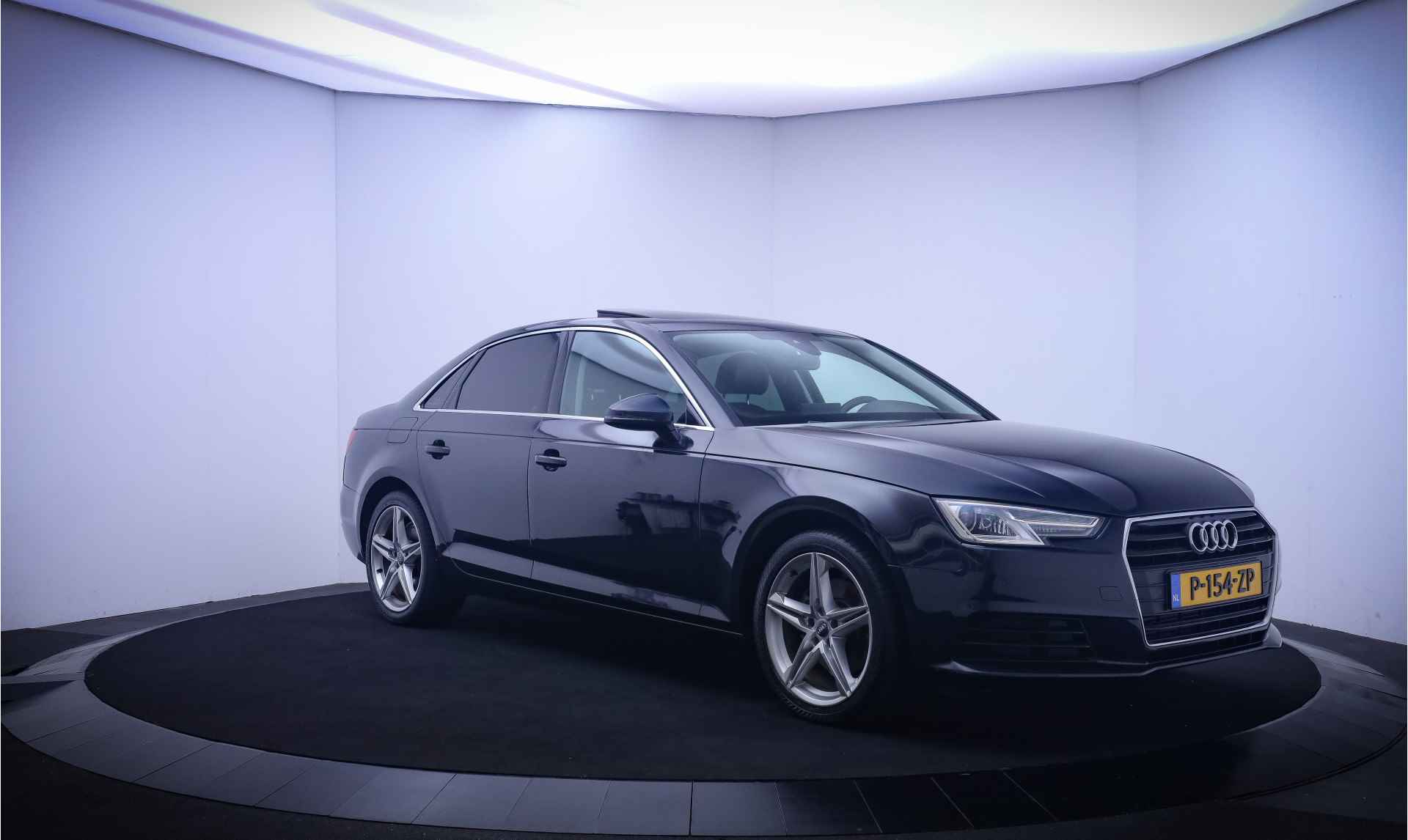 Audi A4 Limousine 2.0T 190Pk S-Tr. Pro Line SCHUIFDAK/CARPLAY/CAMERA/LED/NAVI/CLIMA/CRUISE/LEDER/PDC V+A/LMV 18'' - 3/25