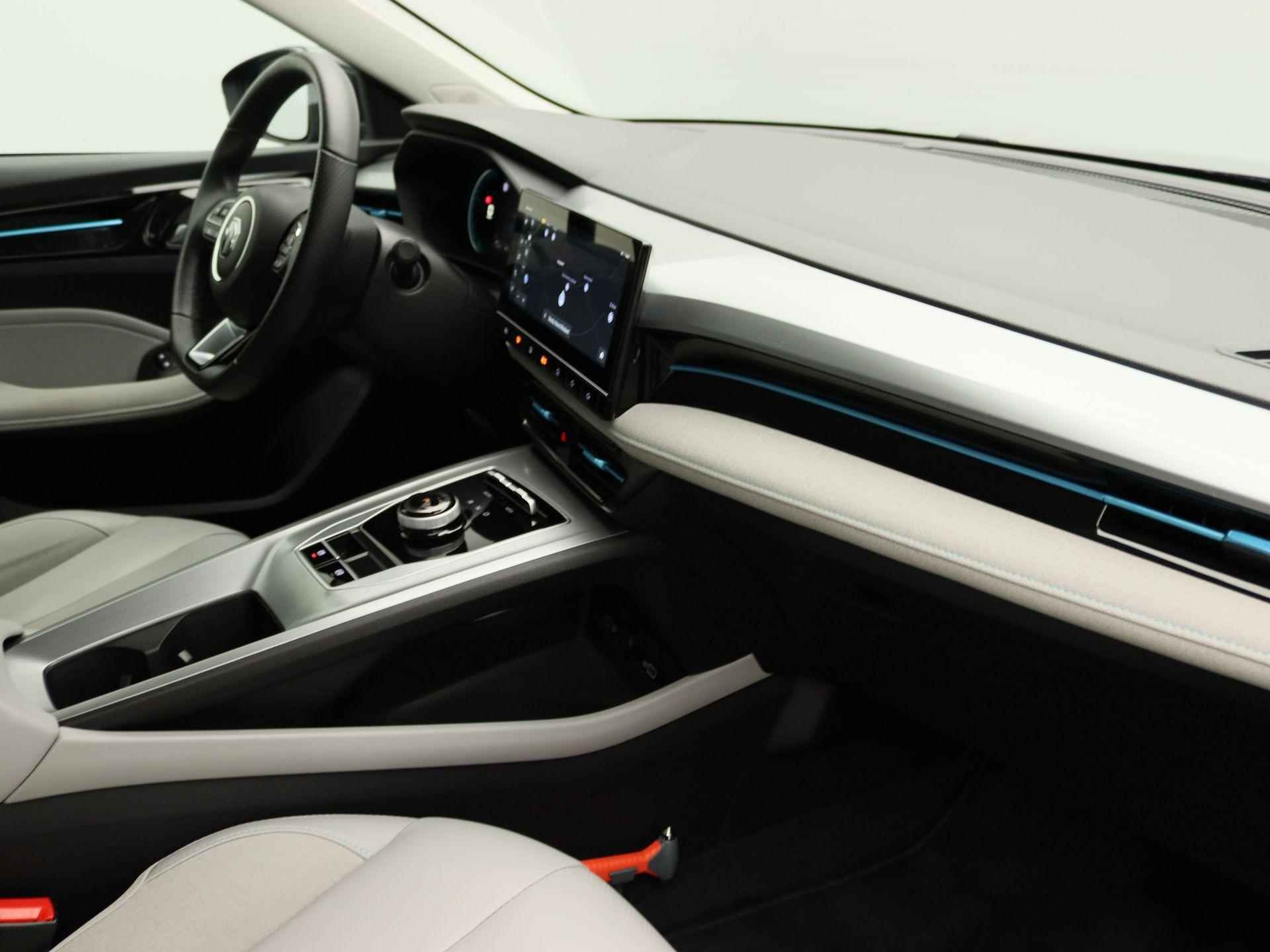 MG 5 Standard Range Luxury 50 kWh | Leder | Navigatie | 360 graden camera |LED | Adaptieve cruise control | - 22/29