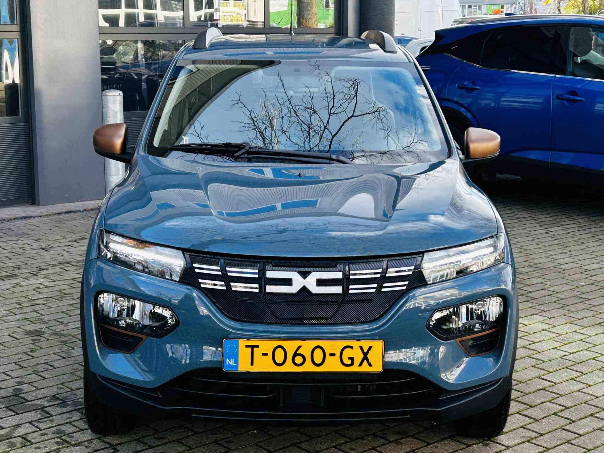 Dacia Spring Extreme 27 kWh LET OP DEMO BTW AUTO ,VRAAG NAAR DE HUIDIGE KILOMETERSTAND - 3/18