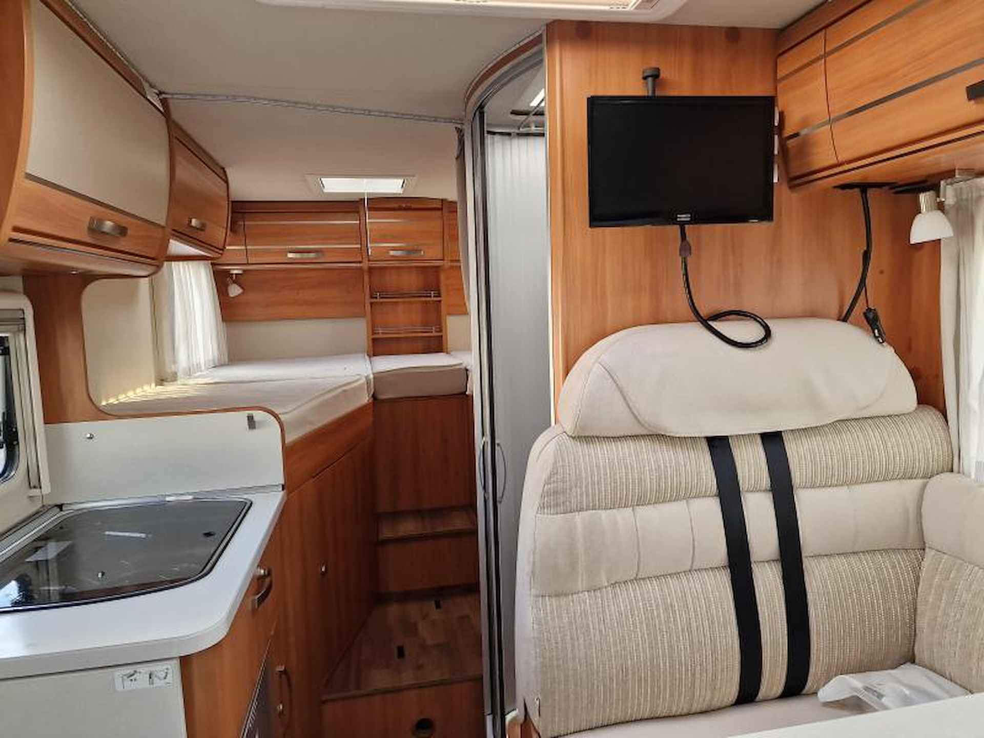 Hymer T  374 enkele bedden - 11/11