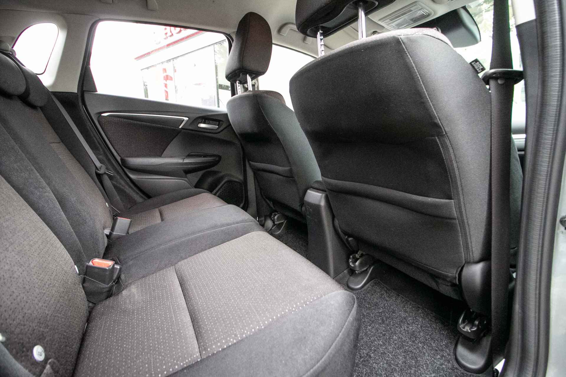 Honda Jazz 1.3 i-VTEC Elegance Automaat -All in rijklaarprijs | Navi | Trekhaak | 1e Eig. | Magic Seats - 6/43