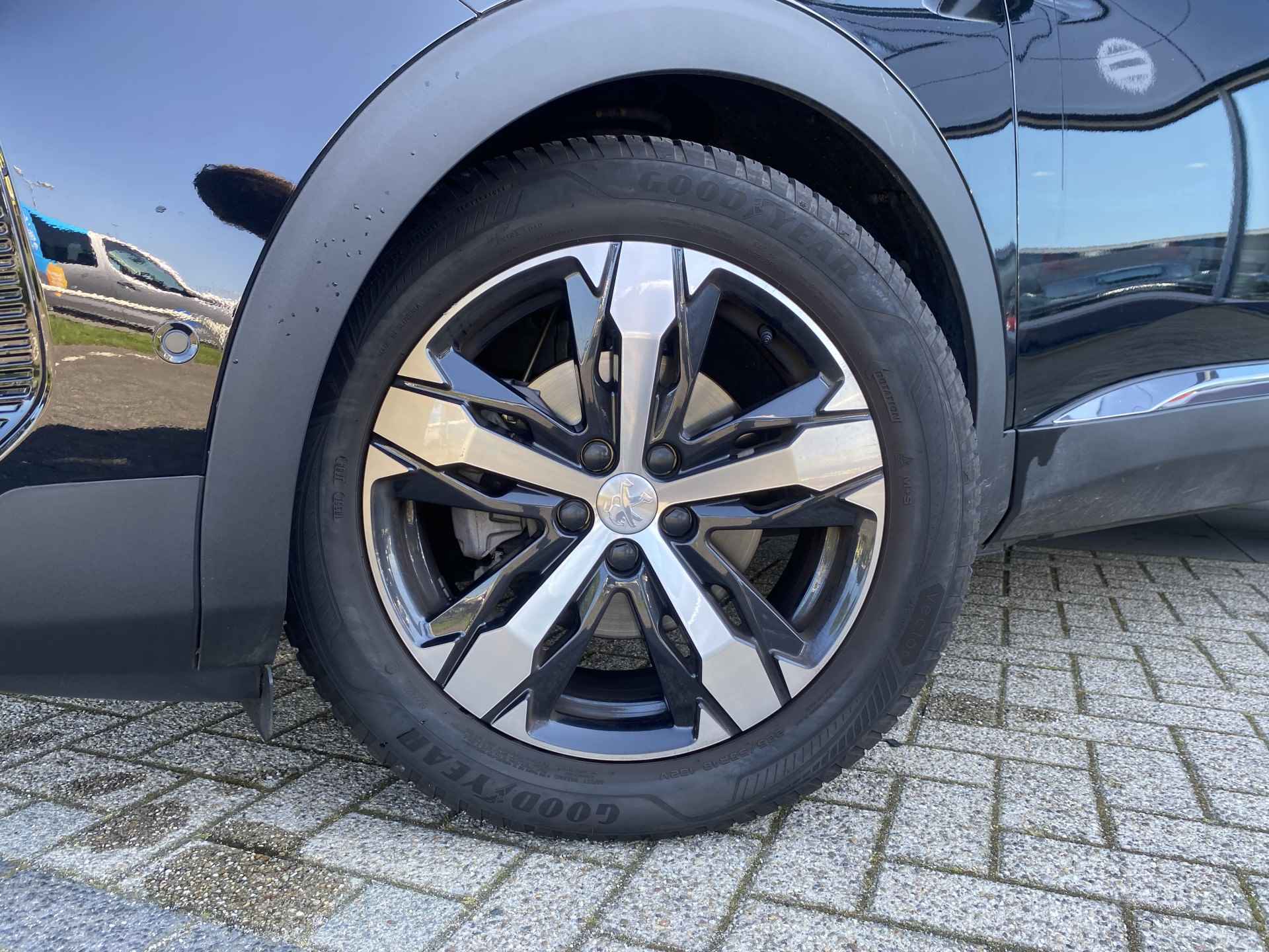 Peugeot 5008 1.2Turbo GT EAT8 | Navigatie | Pano | Elek. Klep | Keyless | ACC | Camera | PDC | Carplay - 5/35