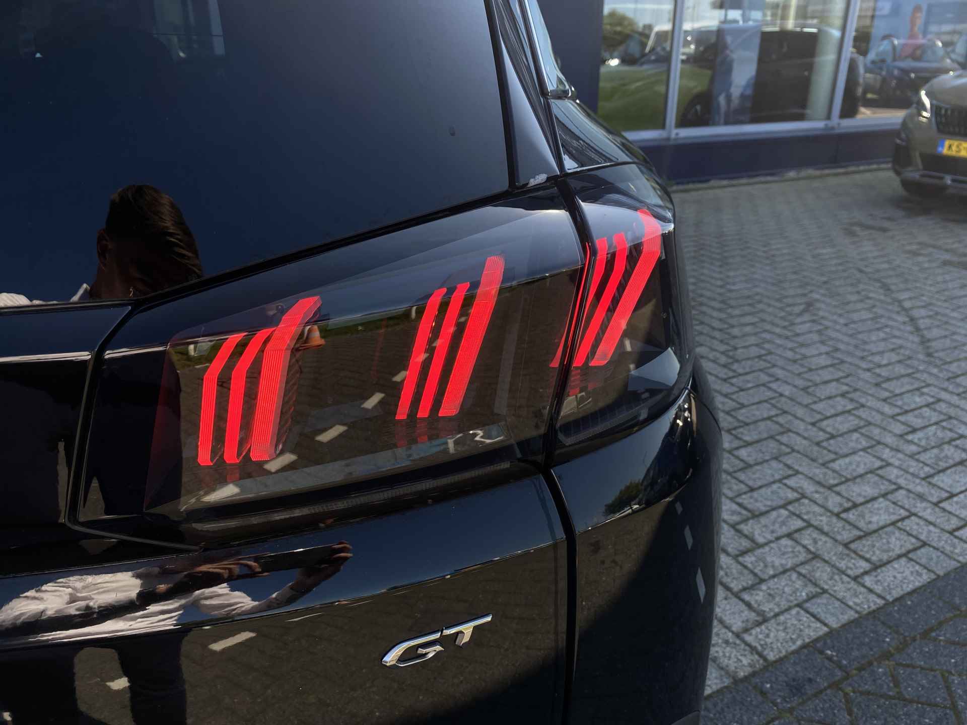 Peugeot 5008 1.2Turbo GT EAT8 | Navigatie | Pano | Elek. Klep | Keyless | ACC | Camera | PDC | Carplay - 11/35