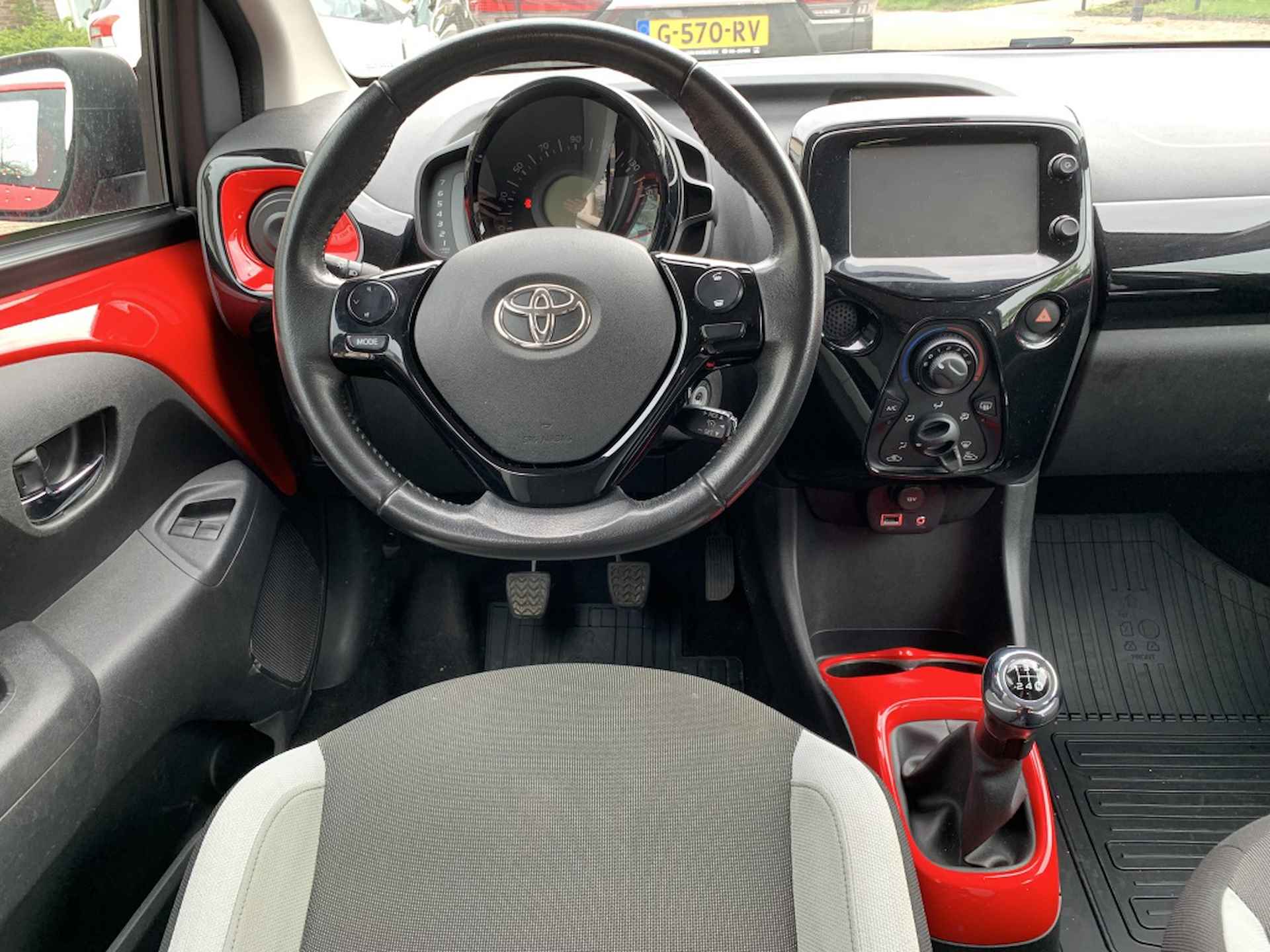 Toyota Aygo 1.0 VVT-i Met elek. open dak - 10/32