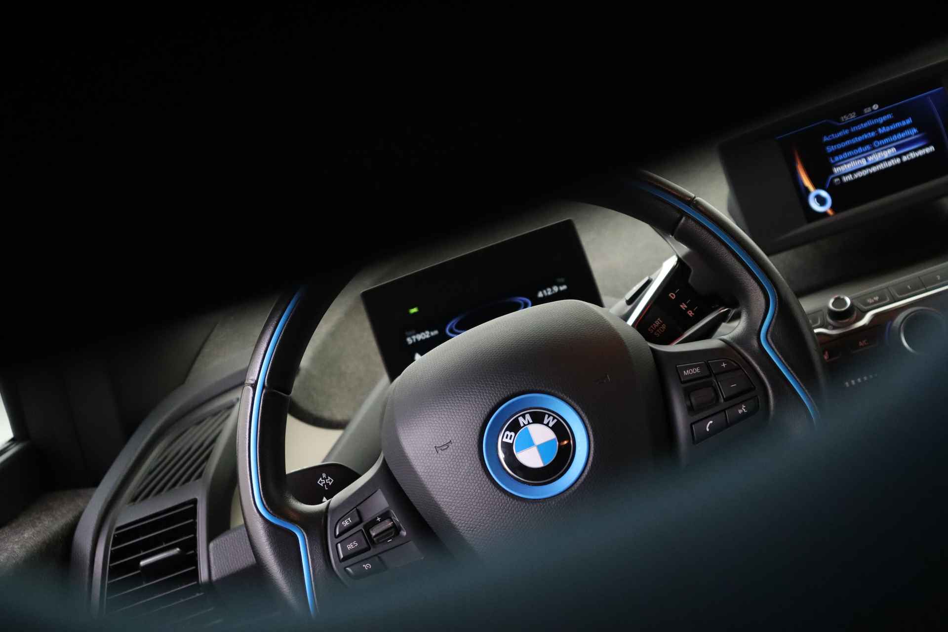 BMW i3 S iPerformance 94Ah 33 kWh / Stoelverwarming / Cruise Control / Navigatie / Multifunctioneel stuurwiel - 25/50