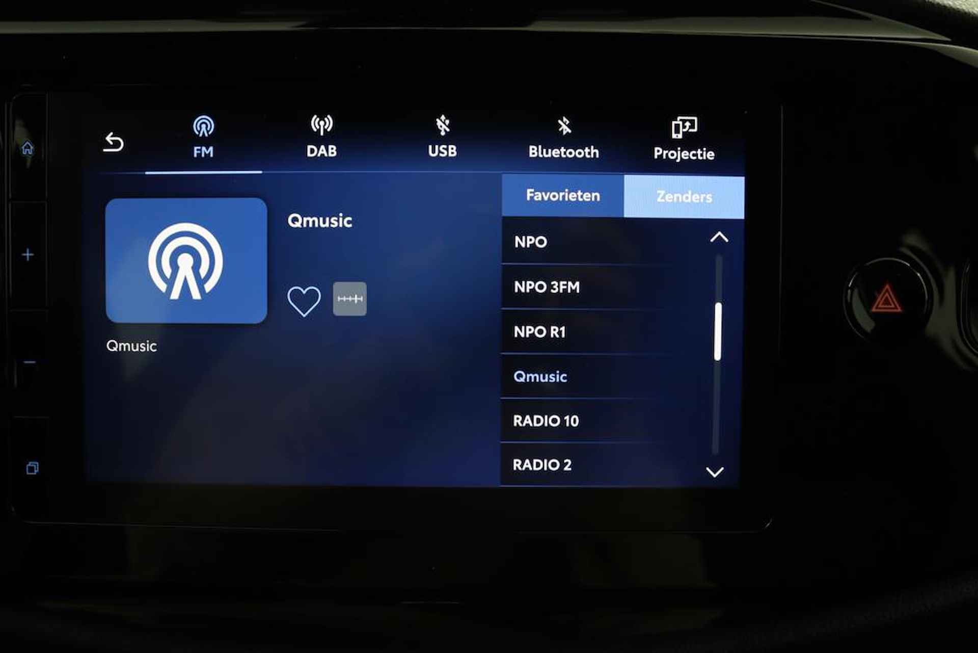 Toyota Aygo X 1.0 VVT-i MT play | Apple Carplay | Android Auto | Achteruitrijcamera | 10 Jaar Garantie | - 15/41