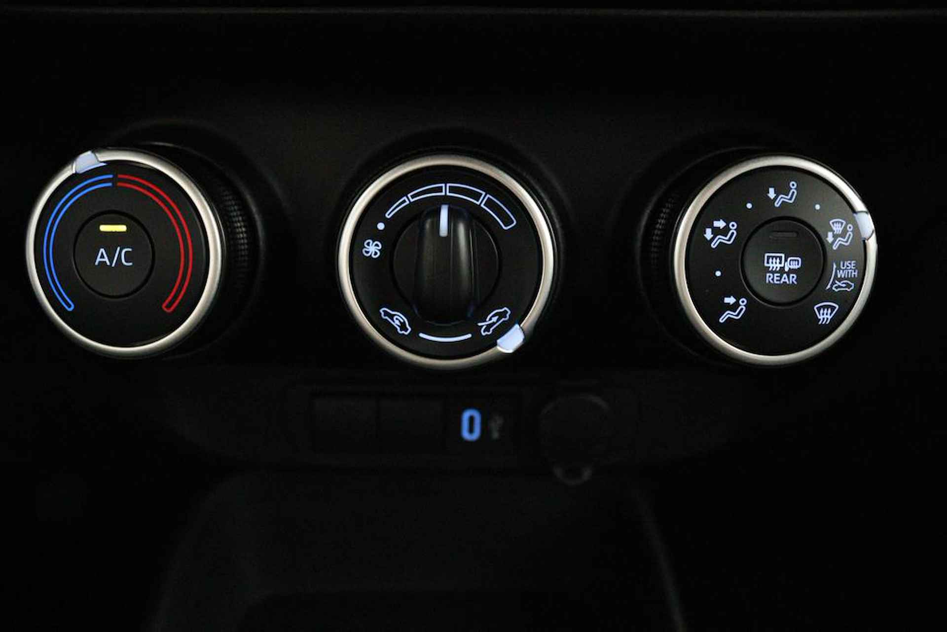 Toyota Aygo X 1.0 VVT-i MT play | Apple Carplay | Android Auto | Achteruitrijcamera | 10 Jaar Garantie | - 18/41