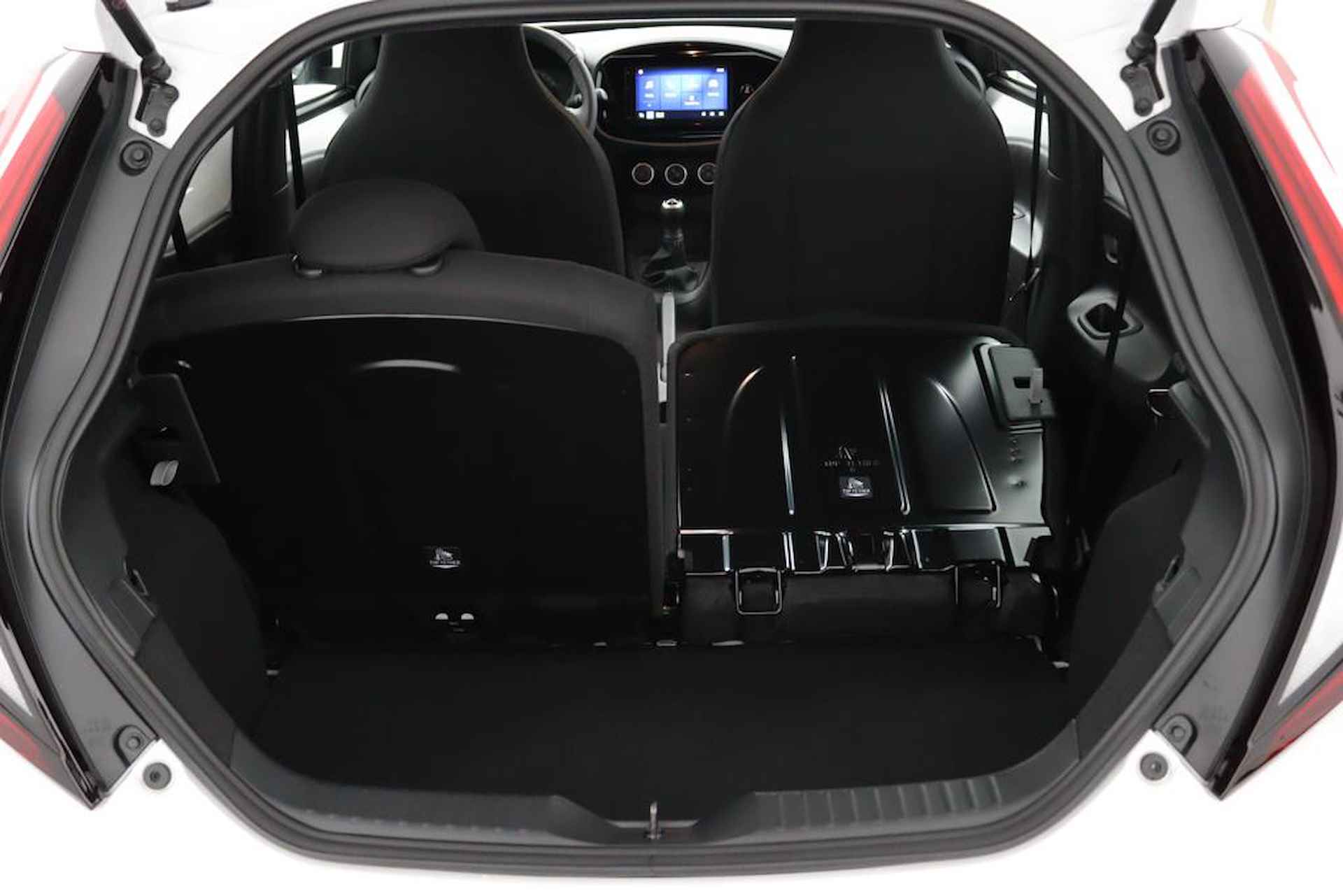 Toyota Aygo X 1.0 VVT-i MT play | Apple Carplay | Android Auto | Achteruitrijcamera | 10 Jaar Garantie | - 25/41