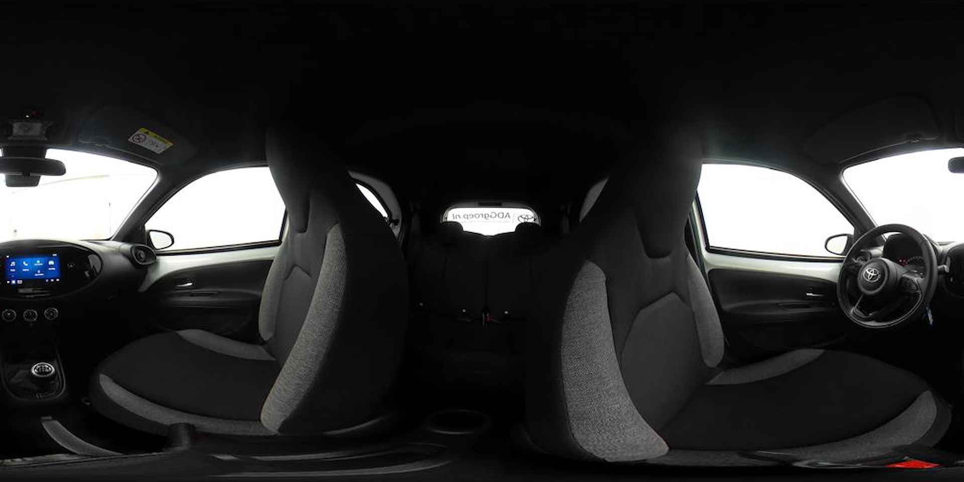 Toyota Aygo X 1.0 VVT-i MT play | Apple Carplay | Android Auto | Achteruitrijcamera | 10 Jaar Garantie | - 36/41