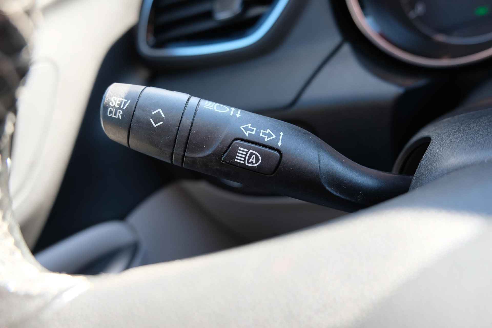 Opel Grandland X 1.6 Turbo Innovation 180pk Automaat | Achteruitrijcamera | Dodehoeksensoren | Elek Achterklep | Dealer onderhouden - 34/43