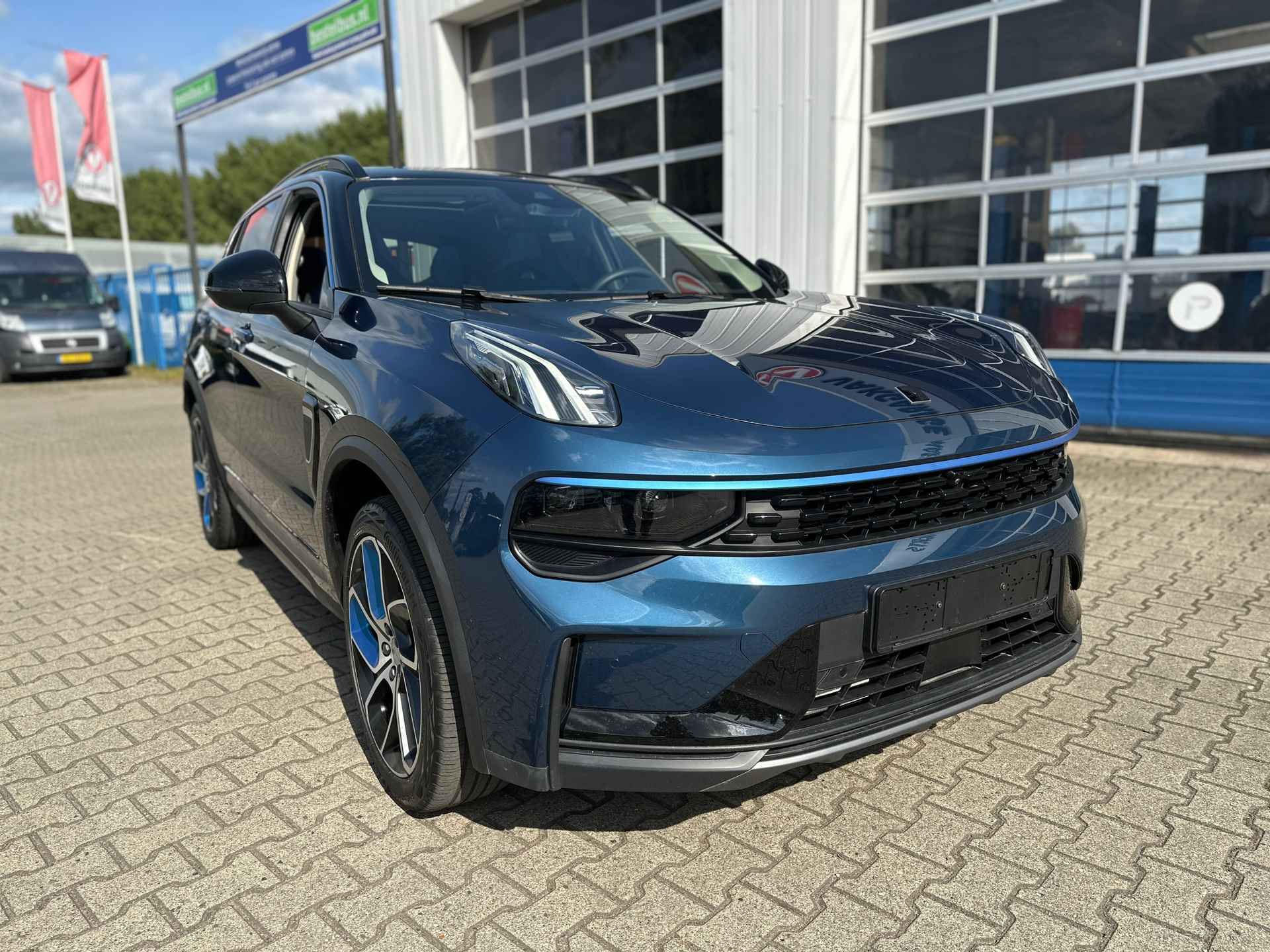 Lynk & Co 01 1.5 PLUG-IN HYBRID (PHEV) 261PK MY22 AUTOMAAT (RIJKLAARPRIJS) - 7/46