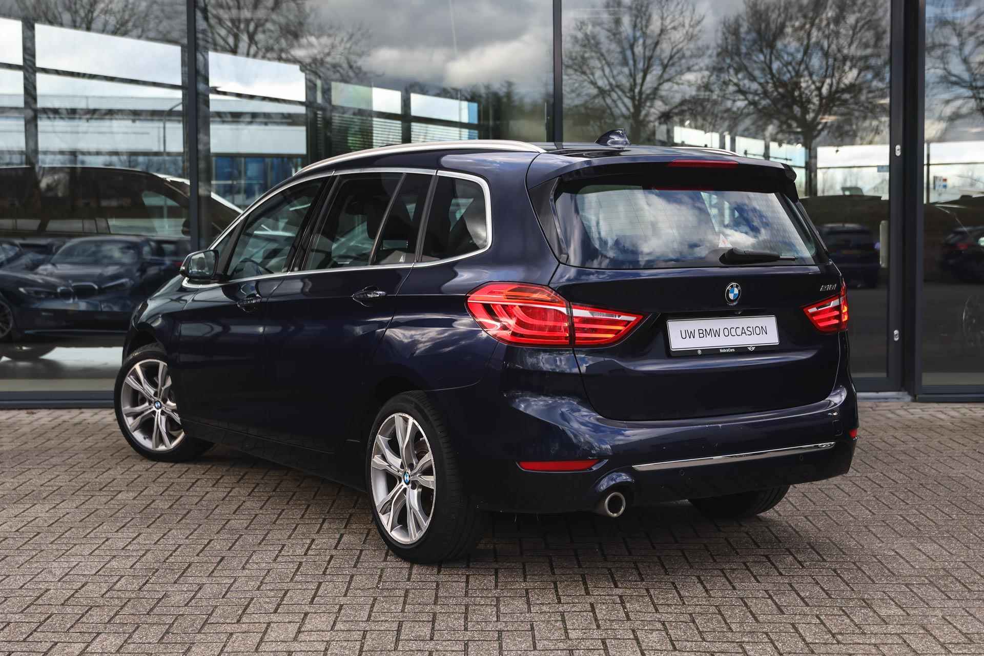 BMW 2 Serie Gran Tourer 218i 7p. High Executive Luxury Line Automaat / Panoramadak / Sportstoelen / Stoelverwarming / LED / Cruise Control / Head-Up / Park Assistant - 3/33