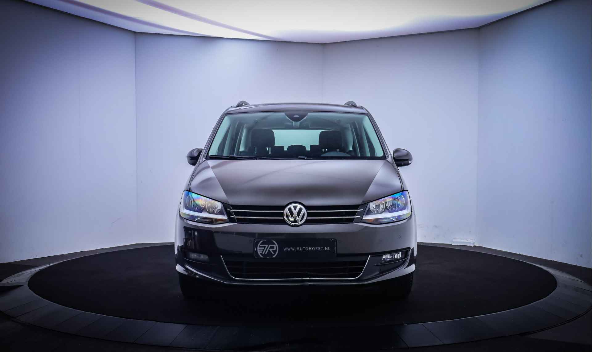 Volkswagen Sharan 1.4TSI DSG 7P COMFORTLINE NAVI/CARPLAY/STOELVERW/DAB+/ELEK TREKHAAK/PDC V+A/LMV - 2/27