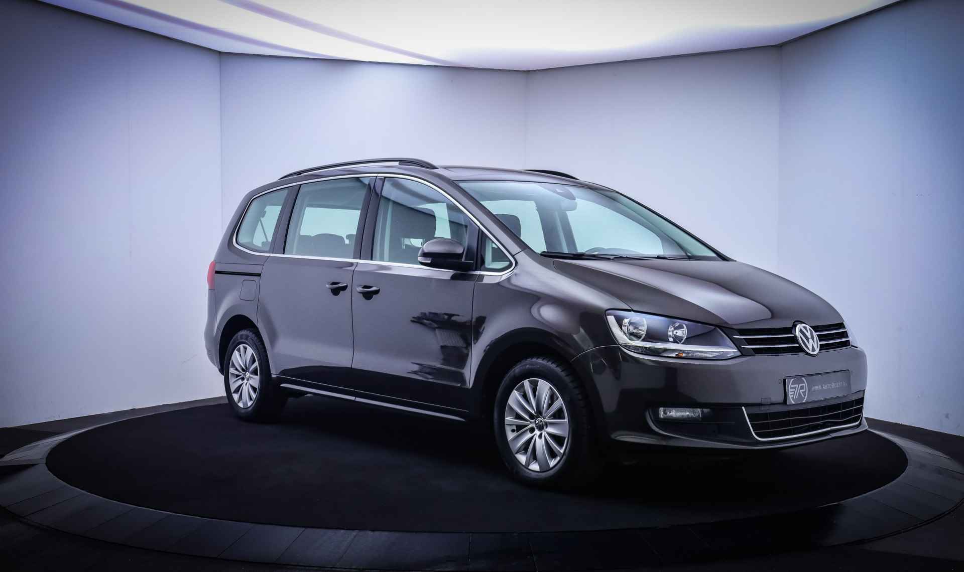 Volkswagen Sharan 1.4TSI DSG 7P COMFORTLINE NAVI/CARPLAY/STOELVERW/DAB+/ELEK TREKHAAK/PDC V+A/LMV - 3/27