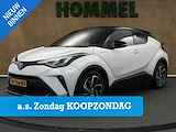 Toyota C-HR 2.0 Hybrid Bi-Tone  - ORIGINEEL NEDERLANDSE AUTO - NAVIGATIE - 18 INCH LICHT METALEN VELGEN - JBL AUDIO - DODEHOEK DETECTIE - PARKEERSENSOREN VOOR EN ACHTER - TWO TONE LAK - VOORSTOELEN VERWARMD - KEYLESS ENTRY/ START - ADAPTIEVE CRUISE CONTROL