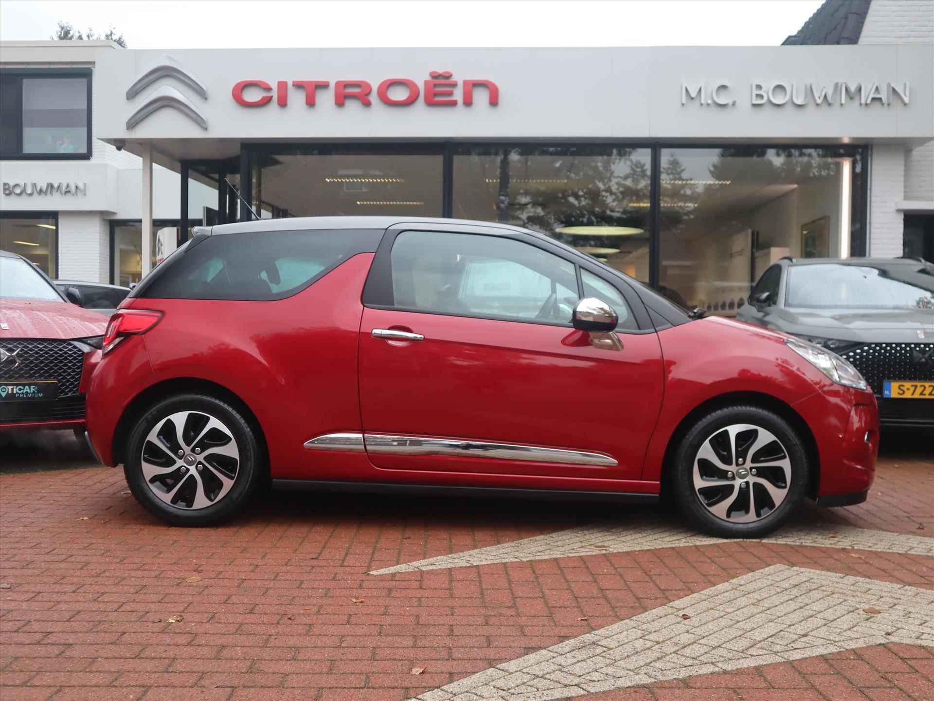 Citroen DS3 PureTech 82PK ETG5 Automaat So Chic, Rijklaarprijs | Navigatie | Parkeersensoren | Two Tone - 3/65