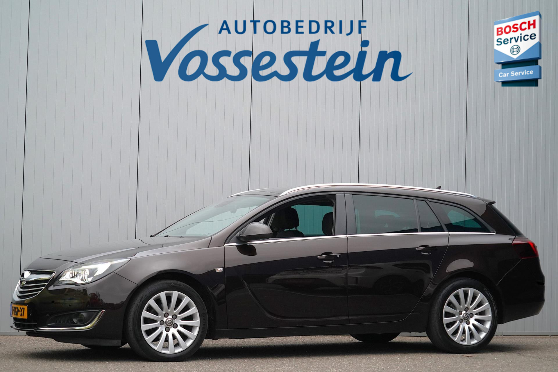 Opel Insignia Sports Tourer 1.4 T EcoFLEX Business+ / Navigatie / Trekhaak / Cruise Control / NL-Auto