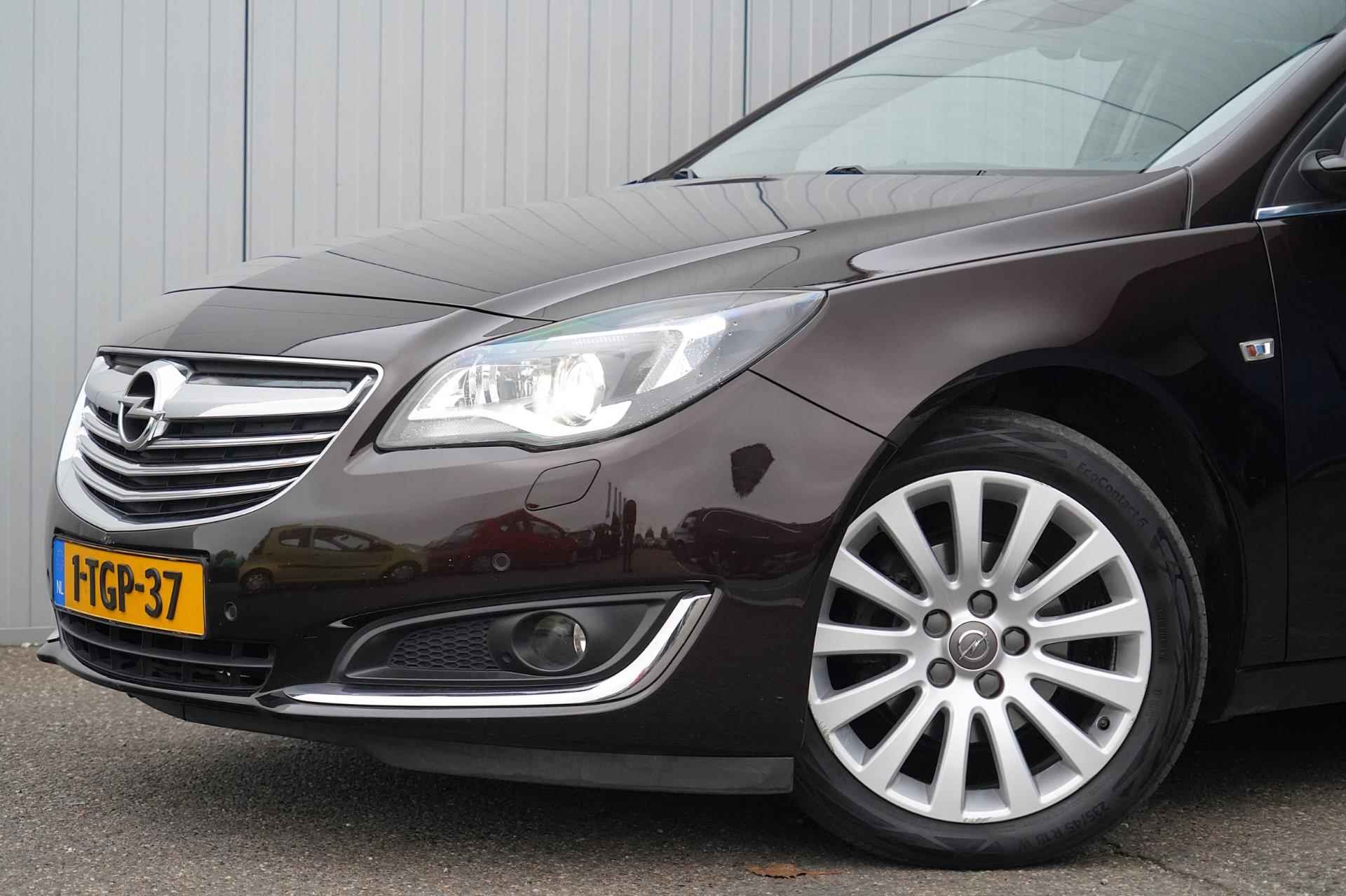 Opel Insignia Sports Tourer 1.4 T EcoFLEX Business+ / Navigatie / Trekhaak / Cruise Control / NL-Auto - 21/32