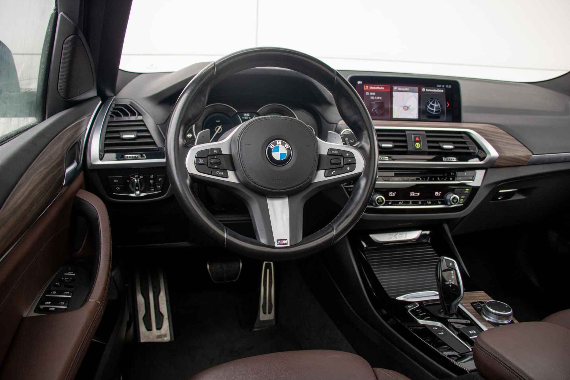 BMW X3 xDrive30i High Executive | M-Sport | Trekhaak | Panorama Dak | Head-Up Display - 11/34