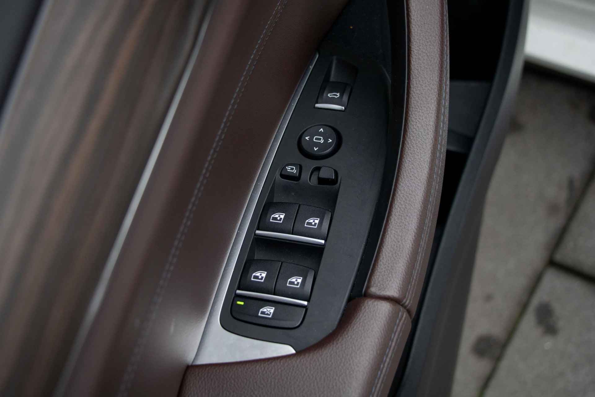 BMW X3 xDrive30i High Executive | M-Sport | Trekhaak | Panorama Dak | Head-Up Display - 23/34